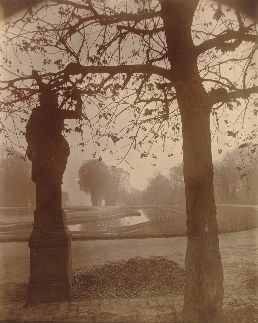 Saint-Cloud alkotó: Eugène Atget