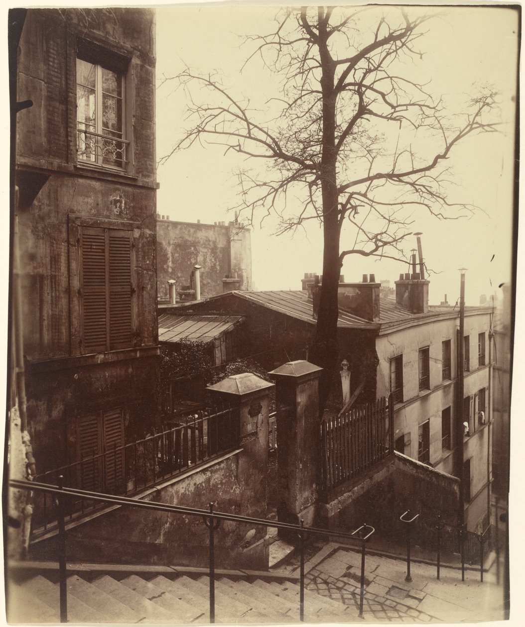 Lépcsőház, Montmartre, 1921. alkotó: Eugène Atget