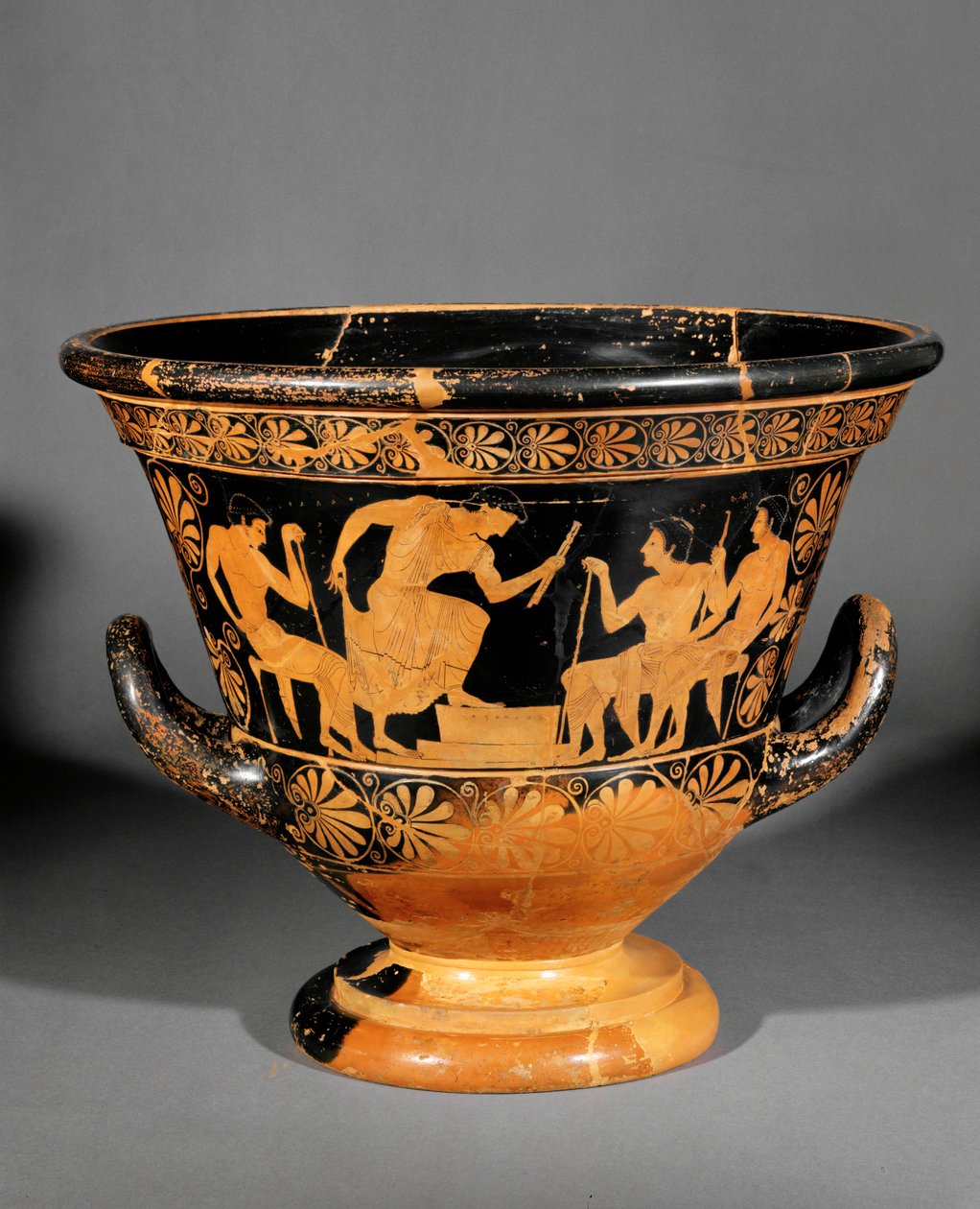 Vörös alakú attikai kráter, az Antaios kráter ... alkotó: Euphronios