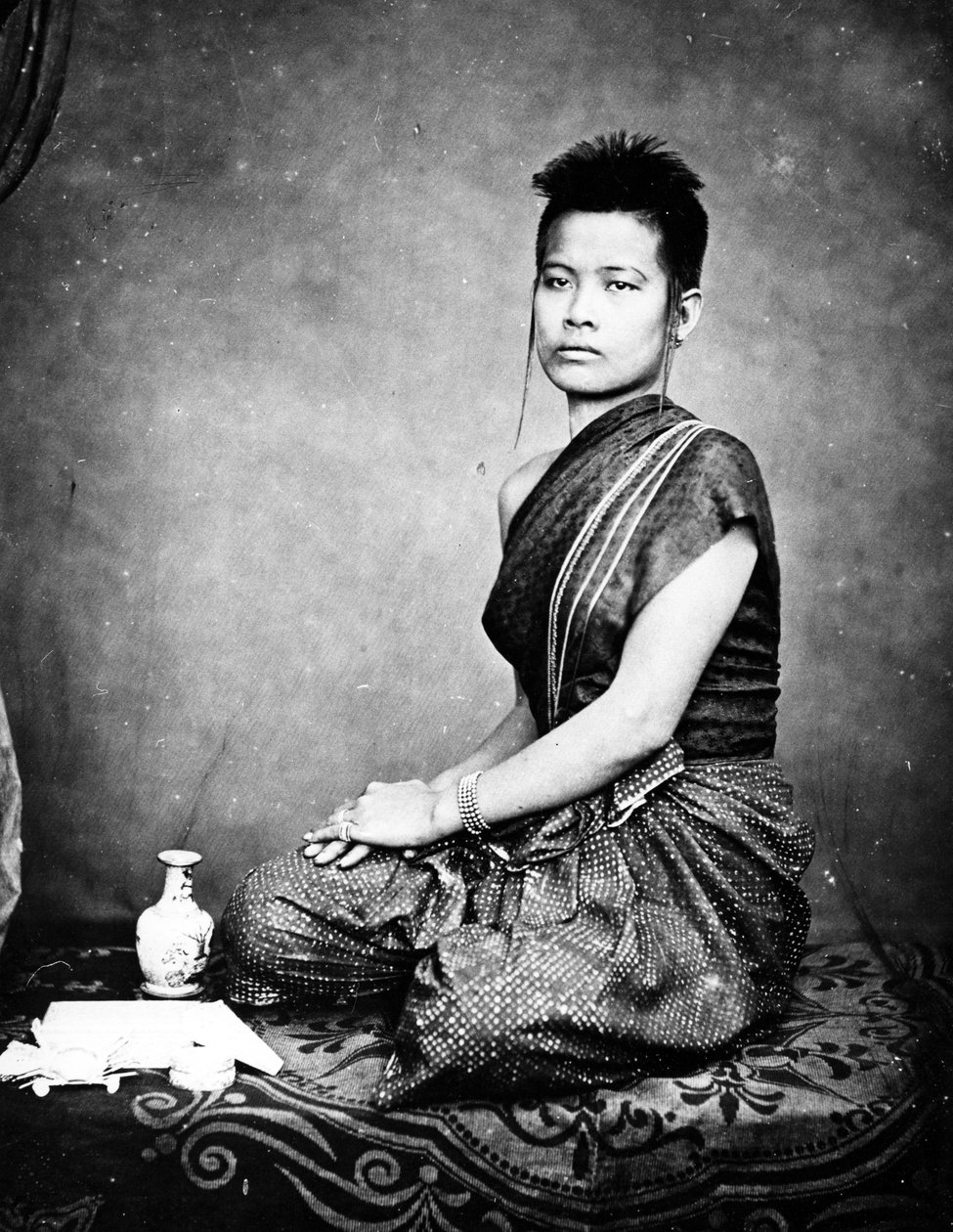 Sziámi hercegnő, 1860 körül alkotó: European Photographer