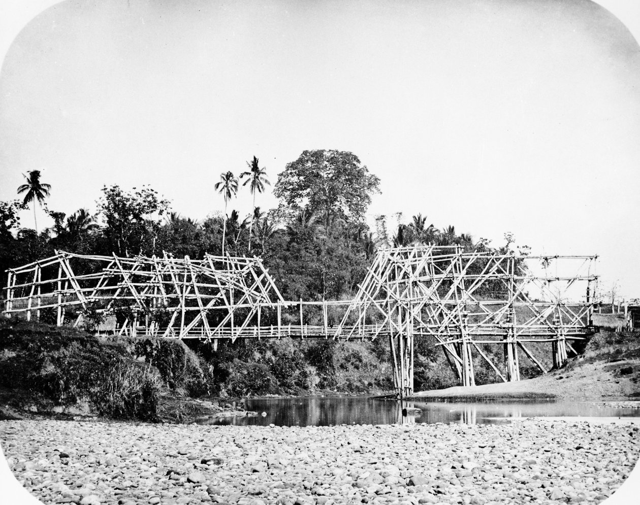 Bamboo Suspension Bridge, Java, 1870-es évek alkotó: European Photographer