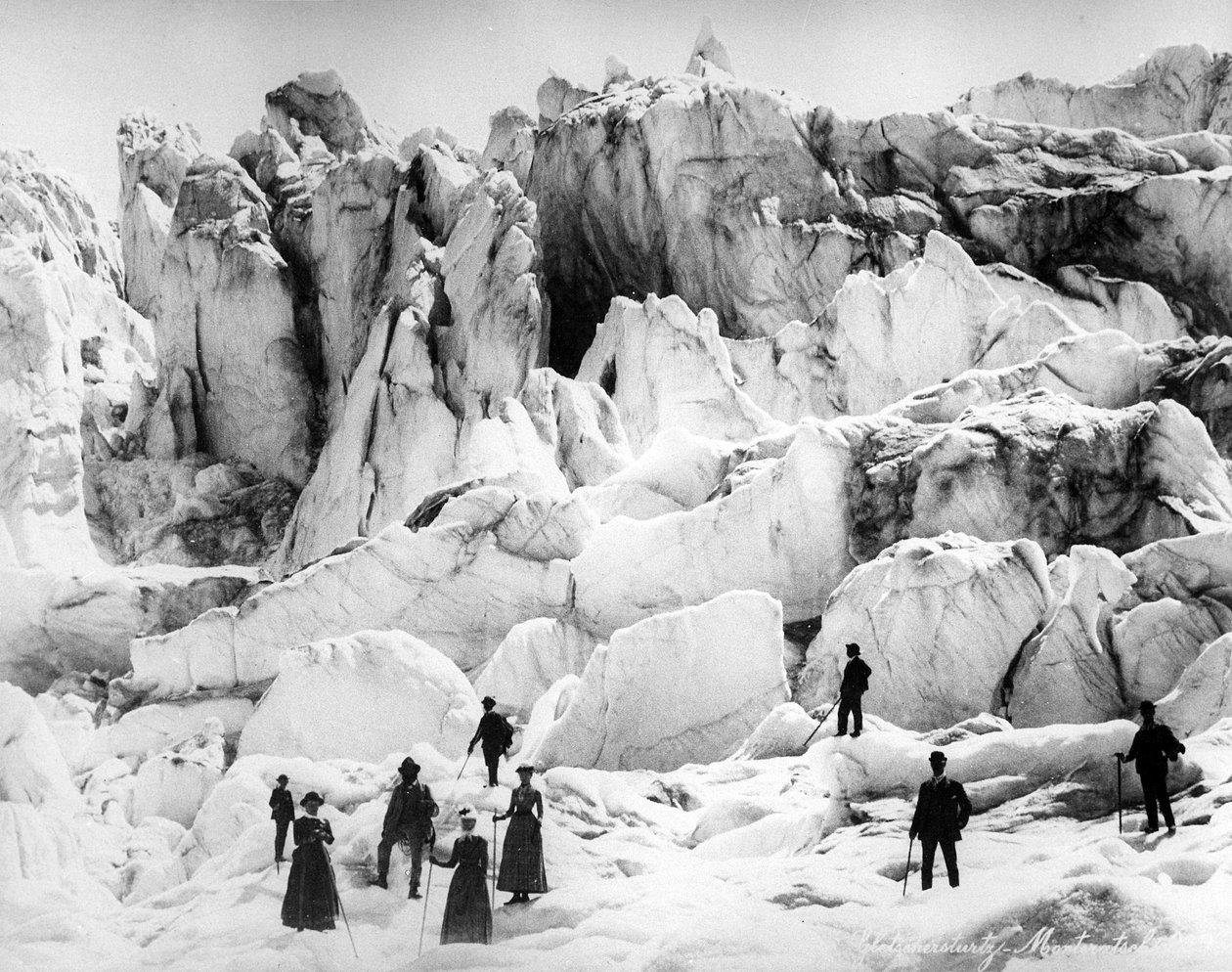 Hegymászók a Morteratsch-gleccseren, késő C19 alkotó: European Photographer