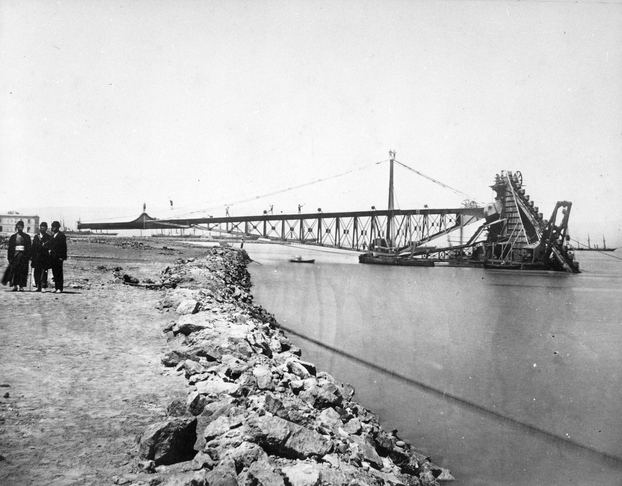 A Szuezi-csatorna kotrása, 1870-es évek alkotó: European Photographer
