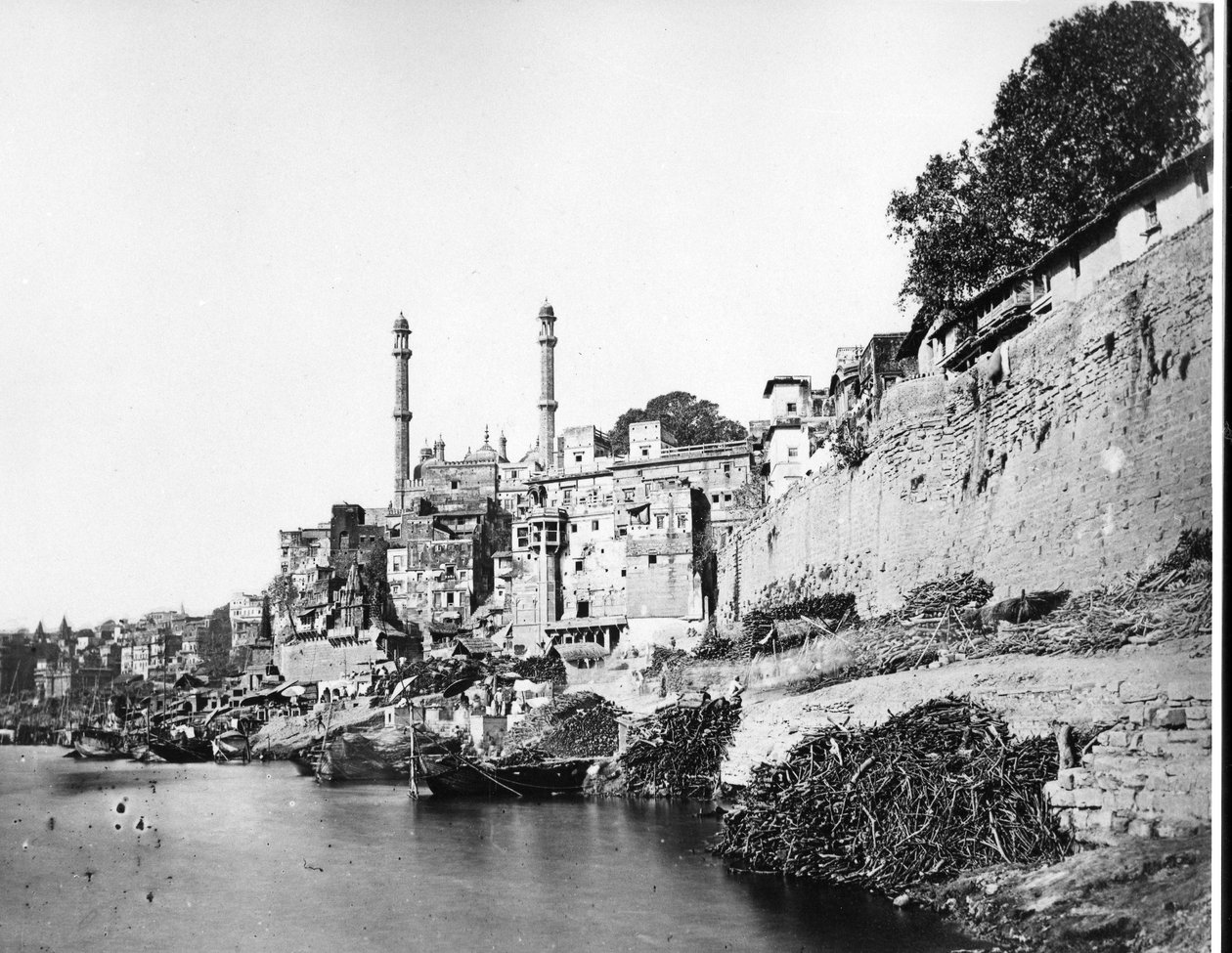 Pachganga Ghat és az Aurangzeb mecset, Benares, 1860-70-es évek alkotó: European Photographer