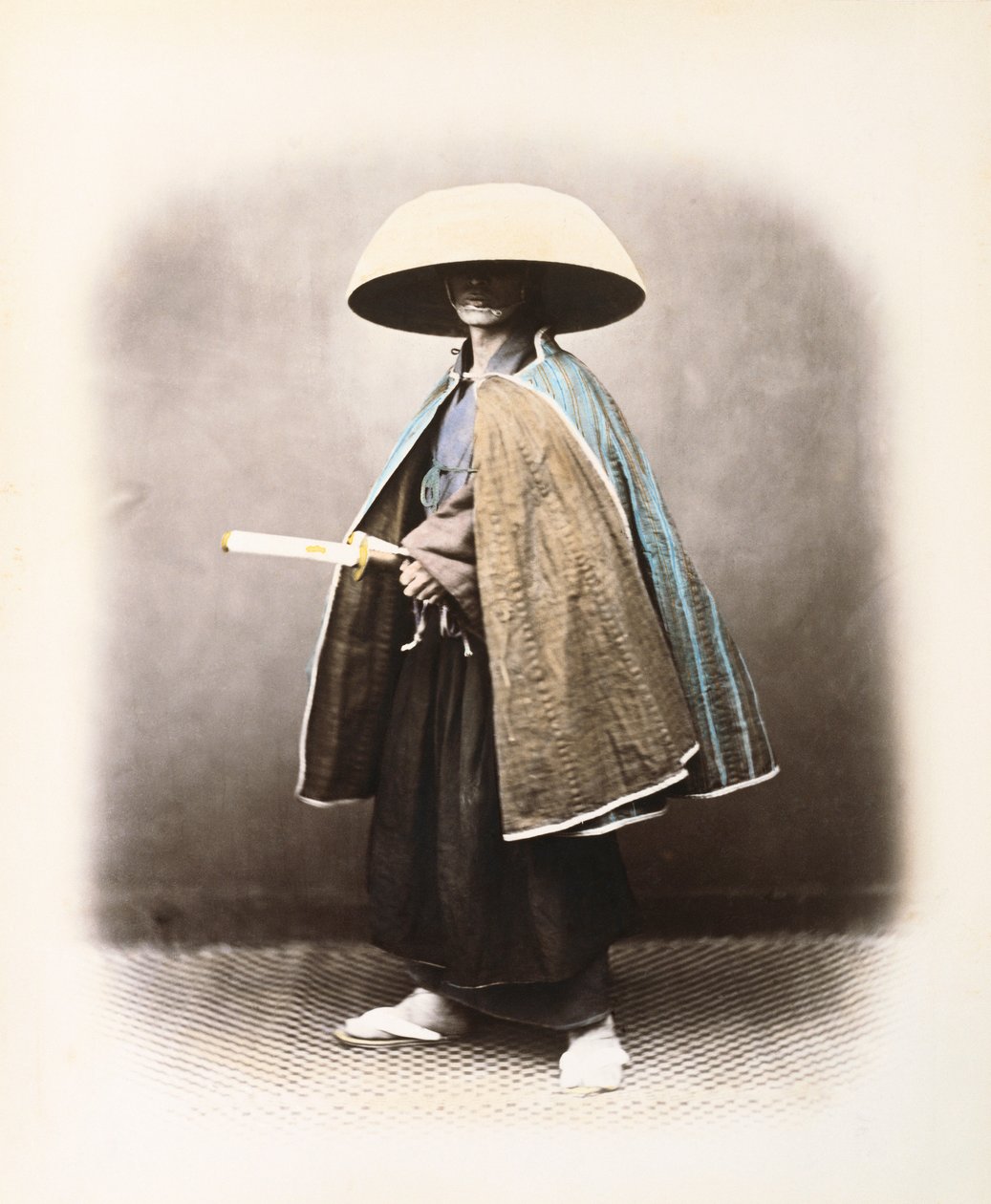 Egy japán szamuráj népviseletben, 1868 körül alkotó: Felice Beato