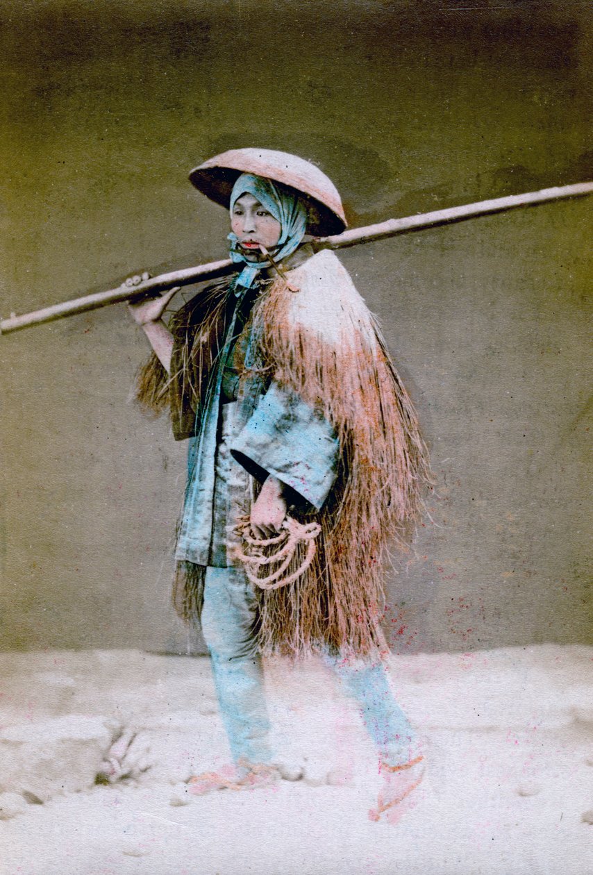 Coolie téli ruhában, Japán, 1882 alkotó: Felice Beato