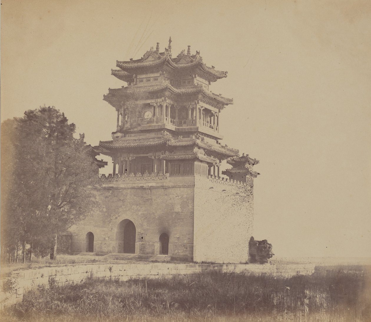 Yuen Min Yuen császári nyári palota, Pekin, Az égés előtt, 1860. október 18. alkotó: Felice Beato