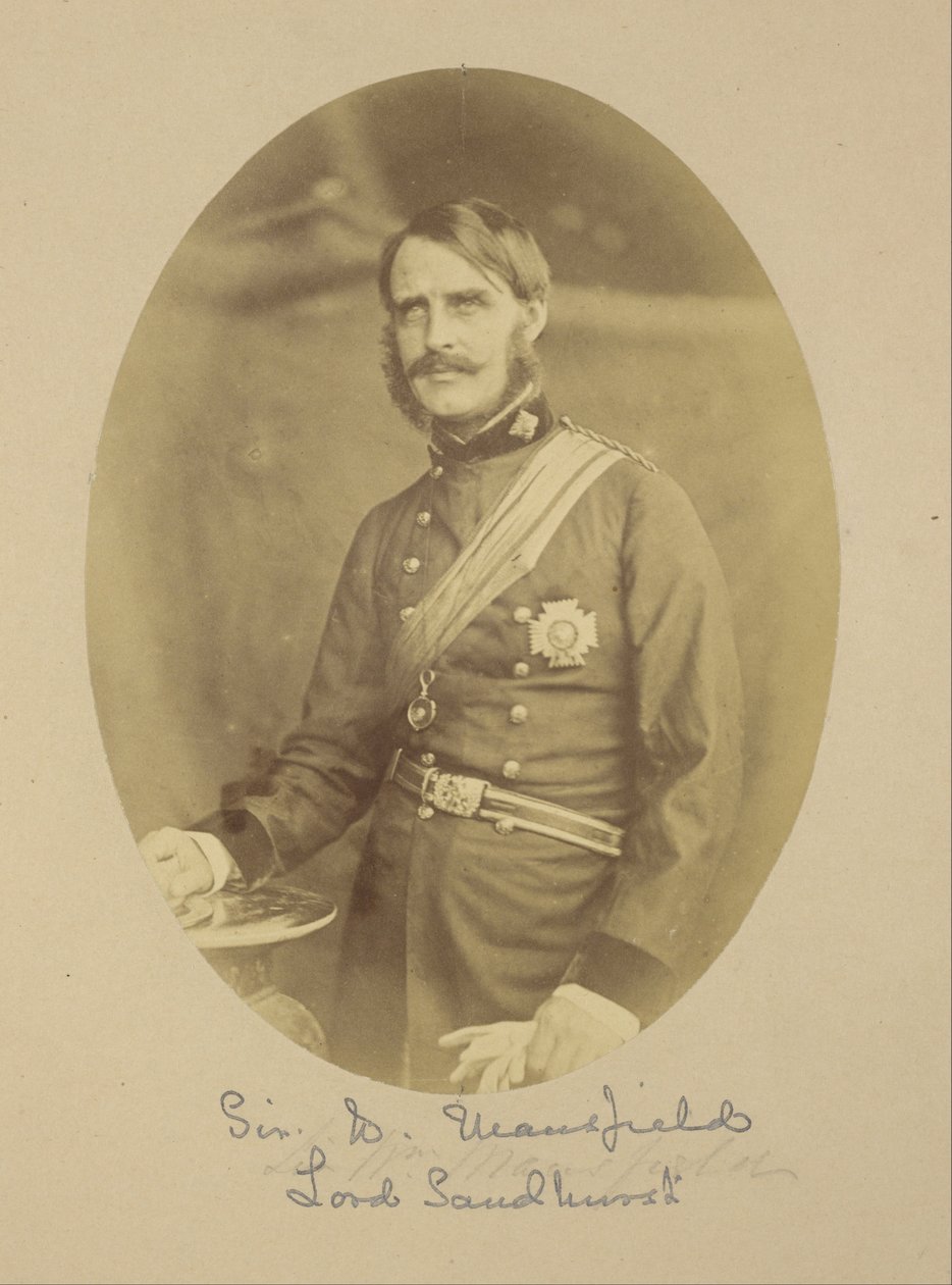 William Rose Mansfield vezérőrnagy, 1. báró Sandhurst portréja alkotó: Felice Beato