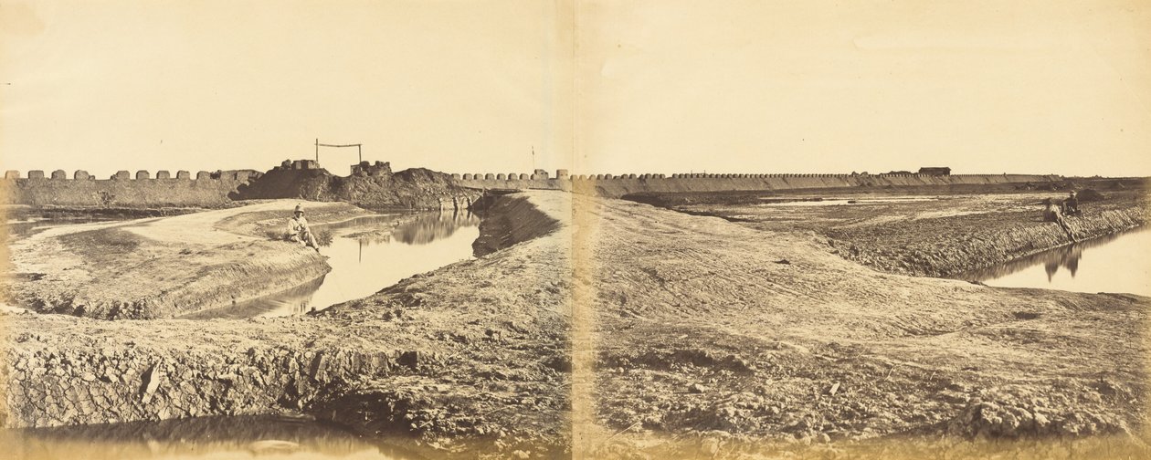 A Tangkoo-erőd elfoglalása után, bemutatva a francia és angol bejáratot, 1860. augusztus 10., 1860. alkotó: Felice Beato