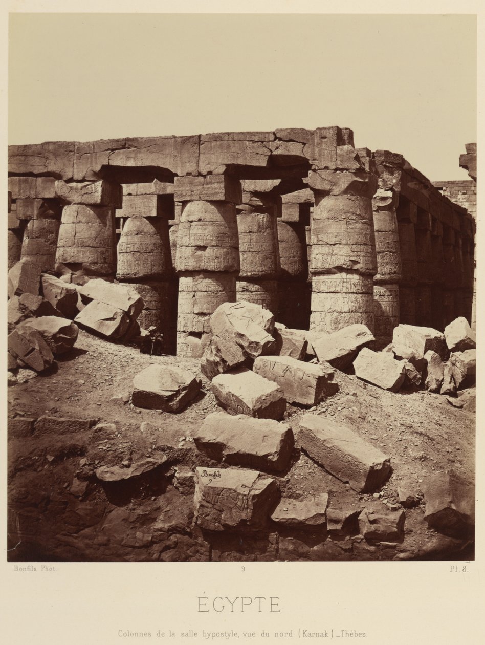 Az oszlopcsarnok oszlopai, északi nézet. [Karnak, Théba] alkotó: Félix Bonfils