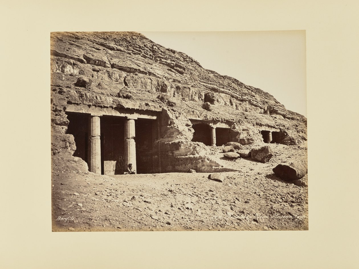 Béni-Hasszan barlangja, Egyiptom alkotó: Félix Bonfils