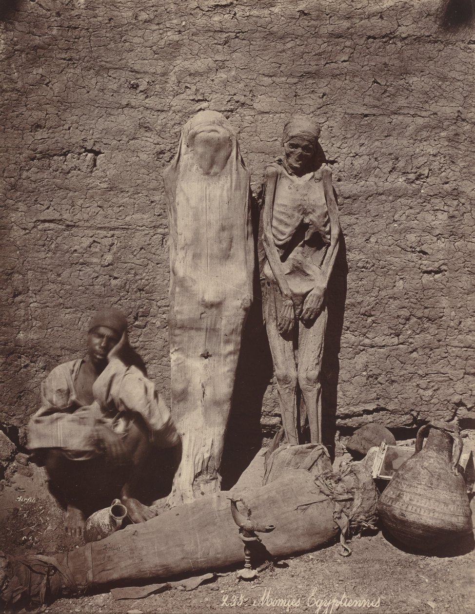 Momies Egyptiennes (Egyiptomi múmiák),c. 1870 (fotó) alkotó: Félix Bonfils
