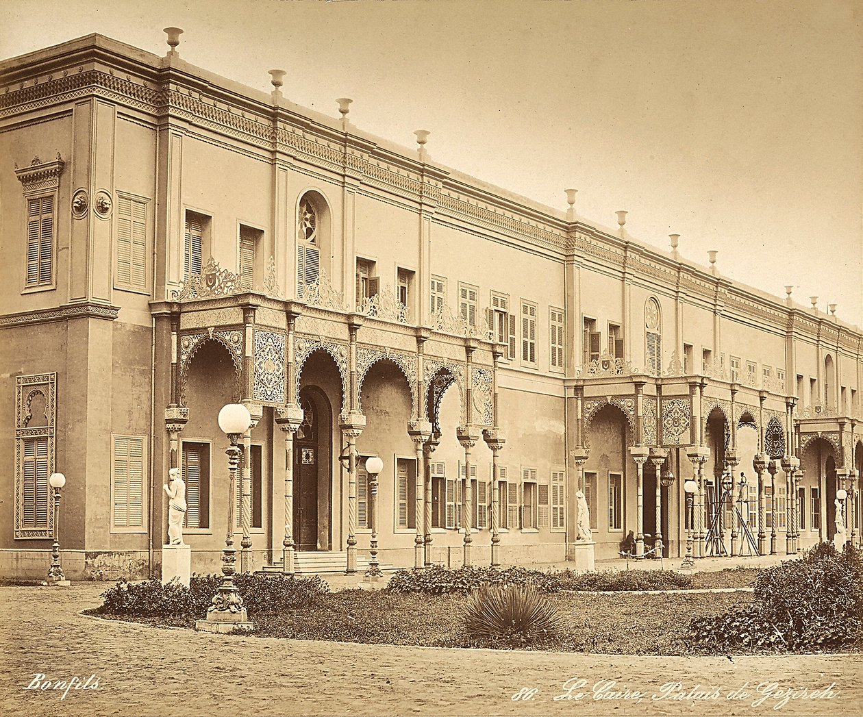 A Gezireh-palota Kairóban, Egyiptomban alkotó: Félix Bonfils