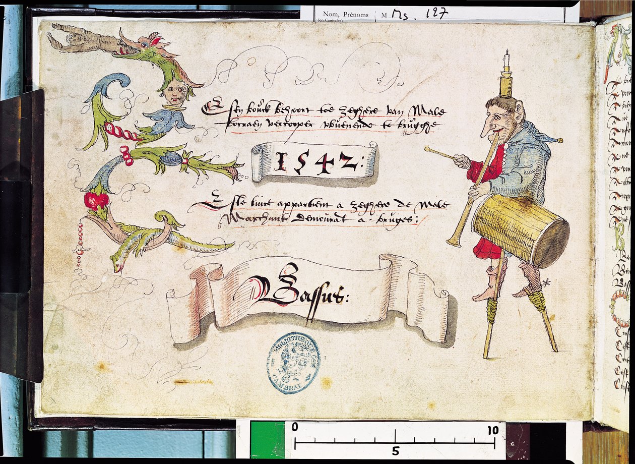 Ms 127 A „Receuil des Chants Religieux et Profanes III” előlapja, amely egy bolondot ábrázol gólyalábasokon hangszerekkel és gyertyával a fején, 1542 alkotó: Flemish School