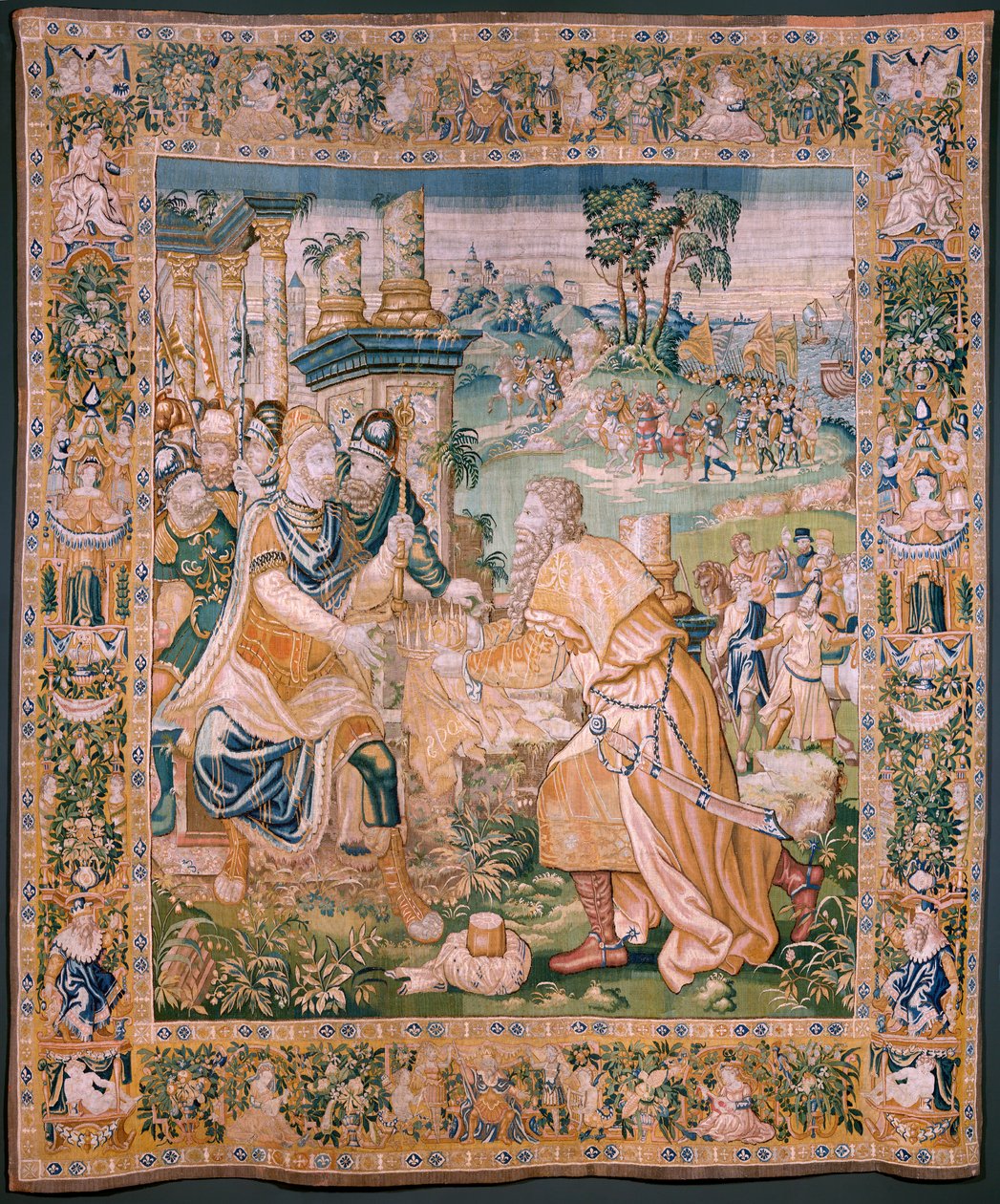 Flamand gobelin. Sándornak koronát ajánlanak fel. Oudenaarde műterme. 384x316 cm. Inv (83024)-5 / 00009. 17. század. alkotó: Flemish School