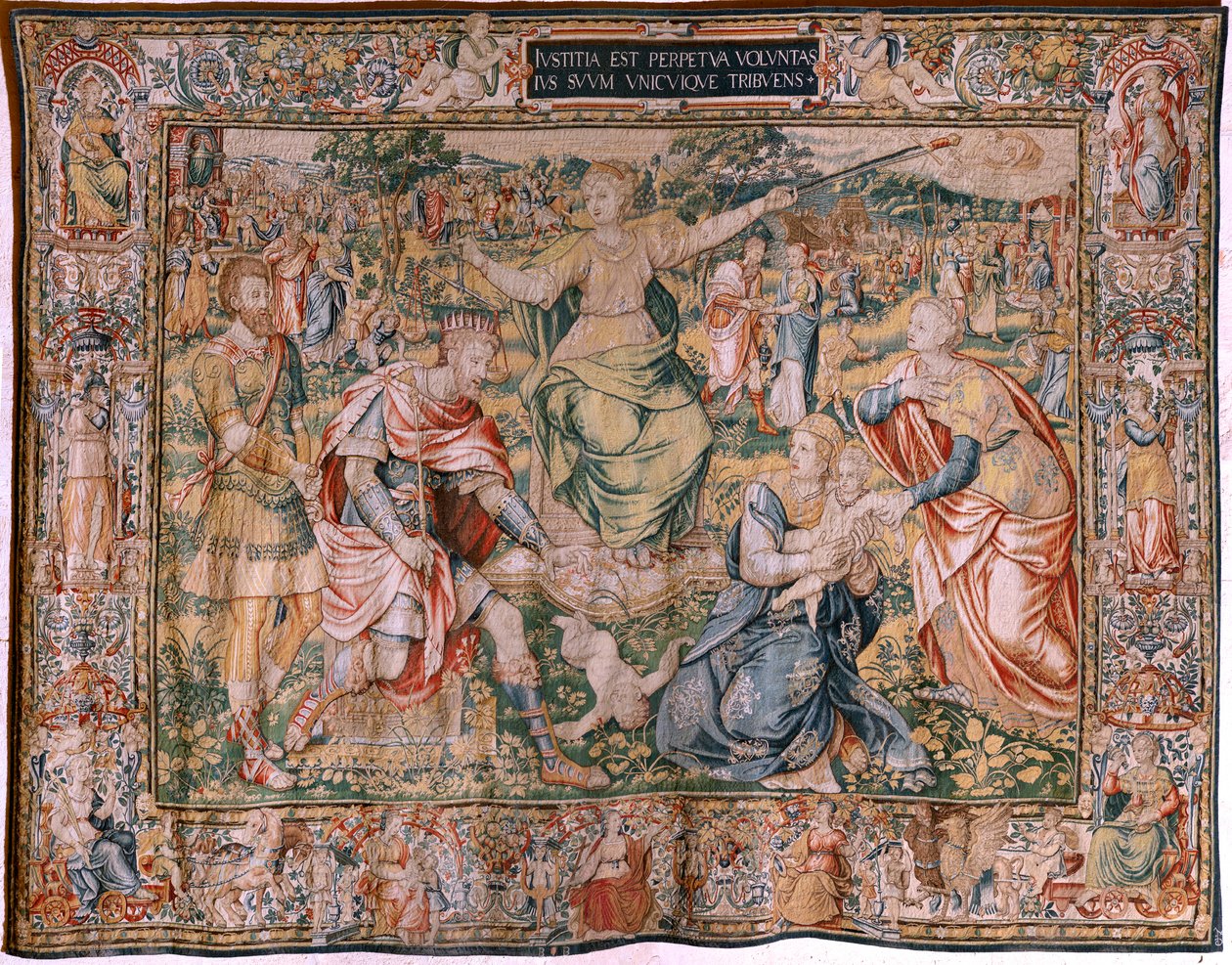 Flamand kárpit. A hét erény sorozat. Igazságszolgáltatás (La Justicia). Modell Michiel Coxcie alapján. Gyártás Brüsszel. Gyártó: Frans Geubels. 1560-1570 körül. Szövet Selyem és gyapjú. Mérete 330 x 450 cm. Helyszín Burgos katedrálisa. Eredet Hagyaték a t alkotó: Flemish School