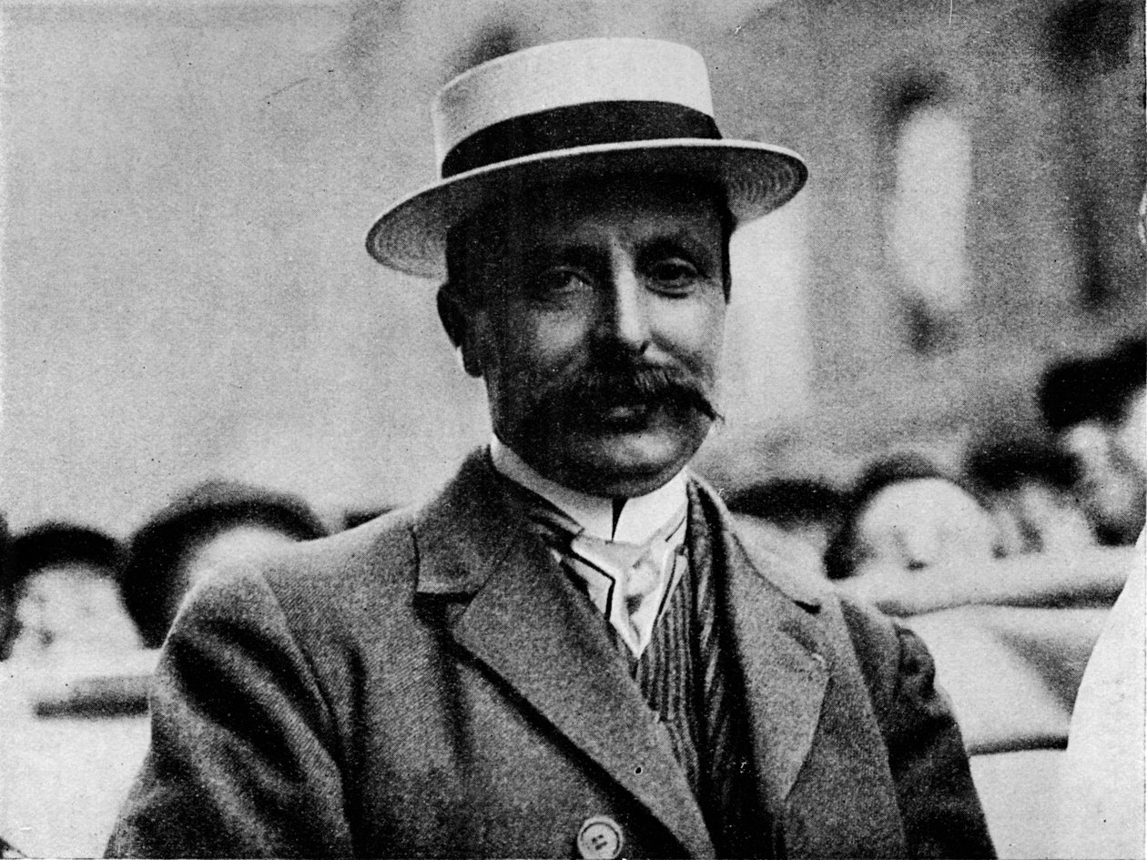 A Csatorna hódítója: Louis Bleriot, 1909 1933. alkotó: Flight Photo