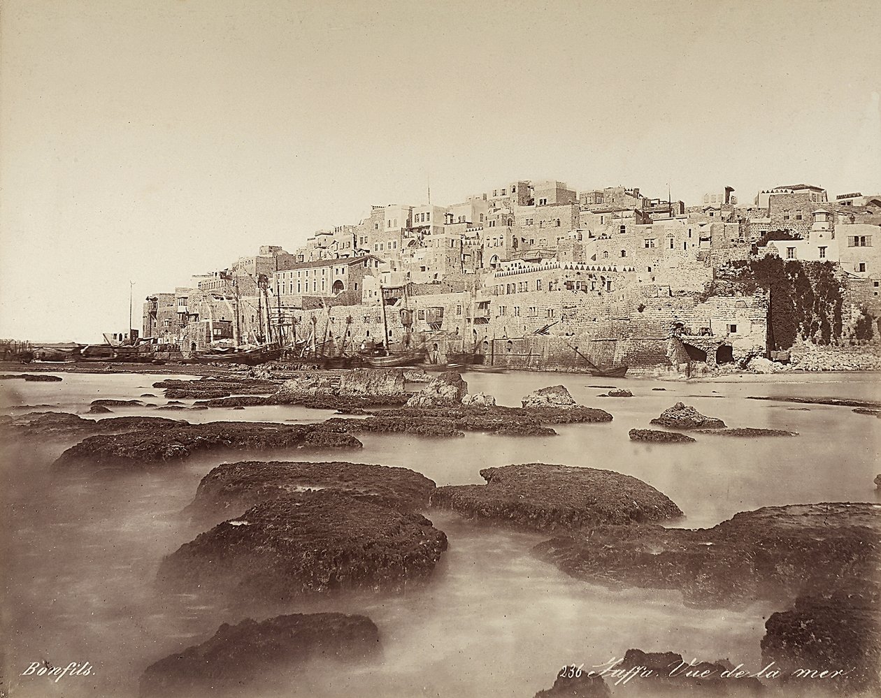 Panorámás kilátás Jaffára, Izraelre alkotó: Félix Bonfils