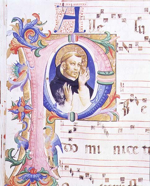 Mise 558 f.24v Történeti kezdetű „P”, amely egy férfiszentet ábrázol alkotó: Fra and Strozzi Zanobi di Benedetto Angelico