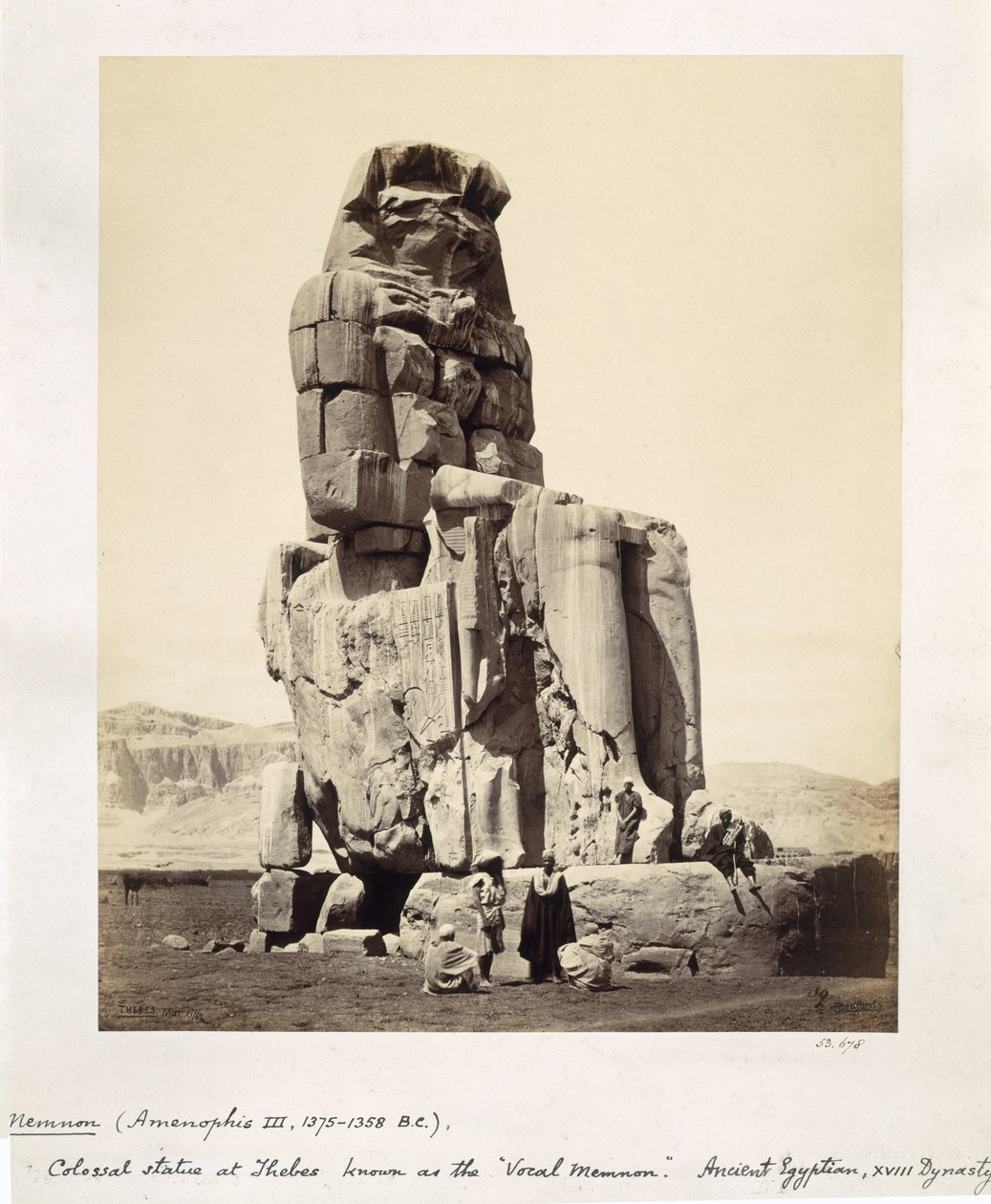 A „Vokális memnon”, III. Amenhotep kolosszális szobra, XVIII. dinasztia, ie 1375-1358, Théba, 1862 (szépia fotó) alkotó: Francis Bedford