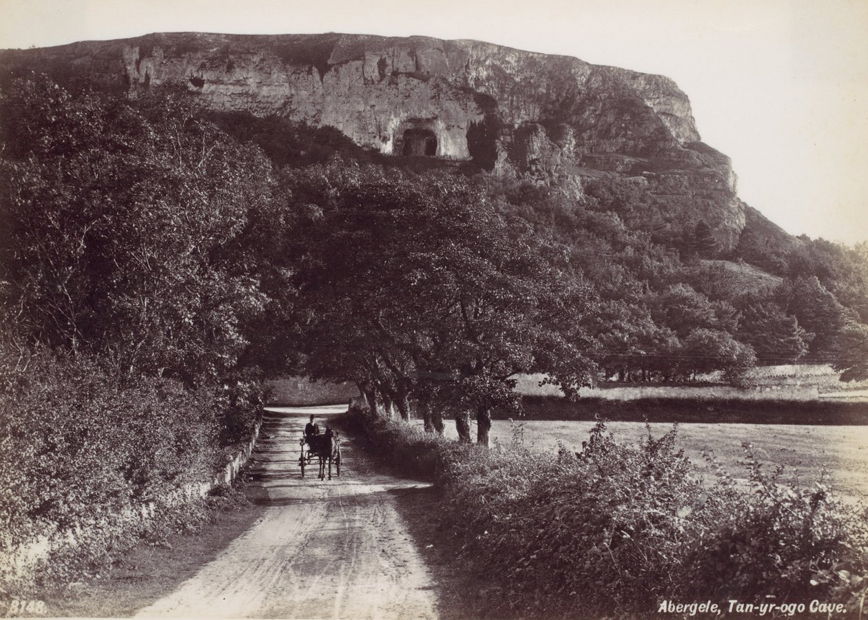 Abergele, Tan-yr-ogo-barlang, 1870-es évek. alkotó: Francis Bedford