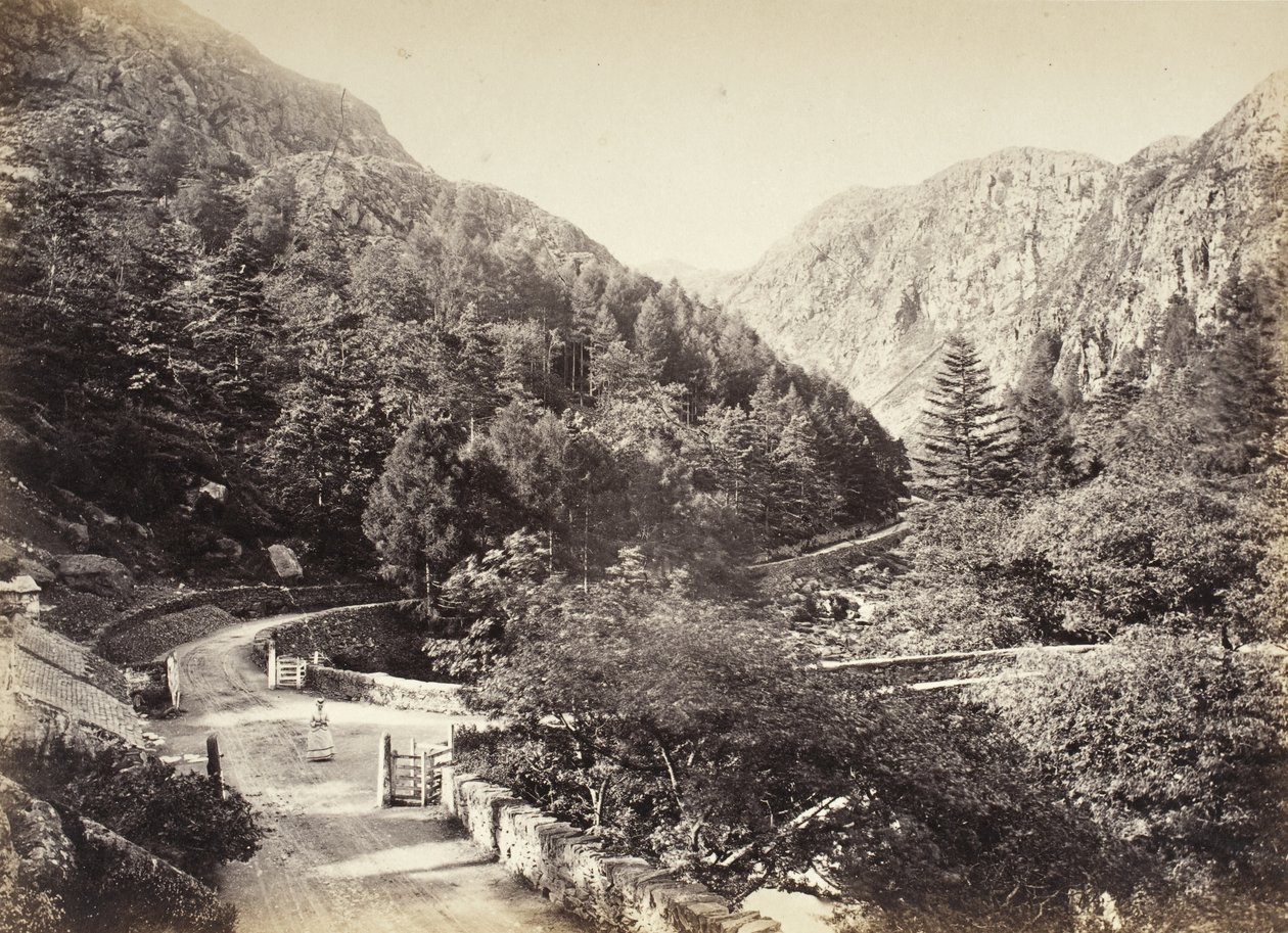 Beddgelert, Aberglaslyn-hágó, az útról nézve (515) alkotó: Francis Bedford