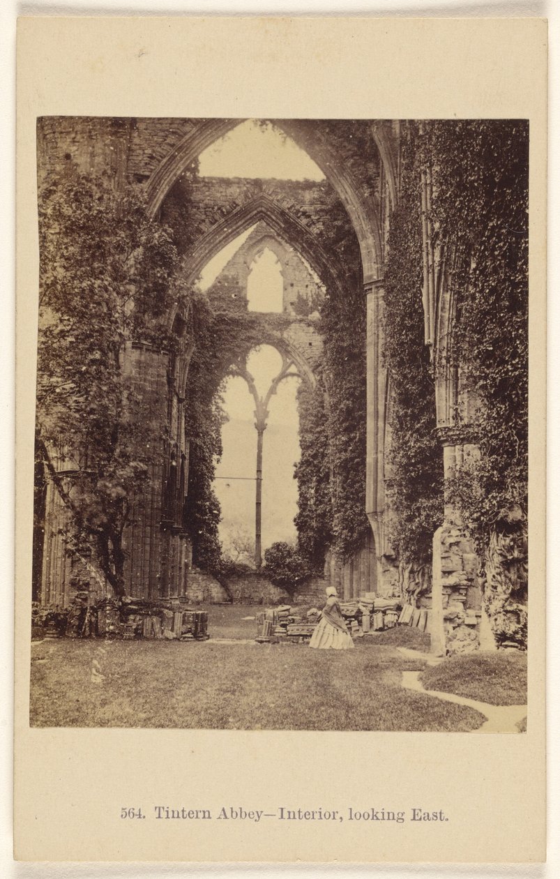 Tintern apátság - belső tér, kelet felé nézve alkotó: Francis Bedford