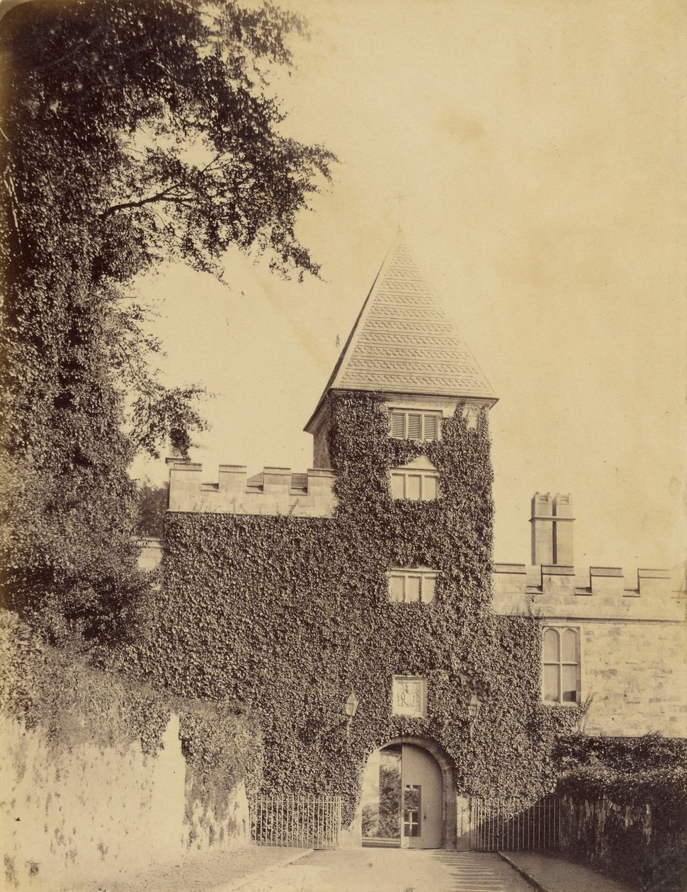 Bejárati kapu és torony, Lismore kastély alkotó: Francis Edmond Currey