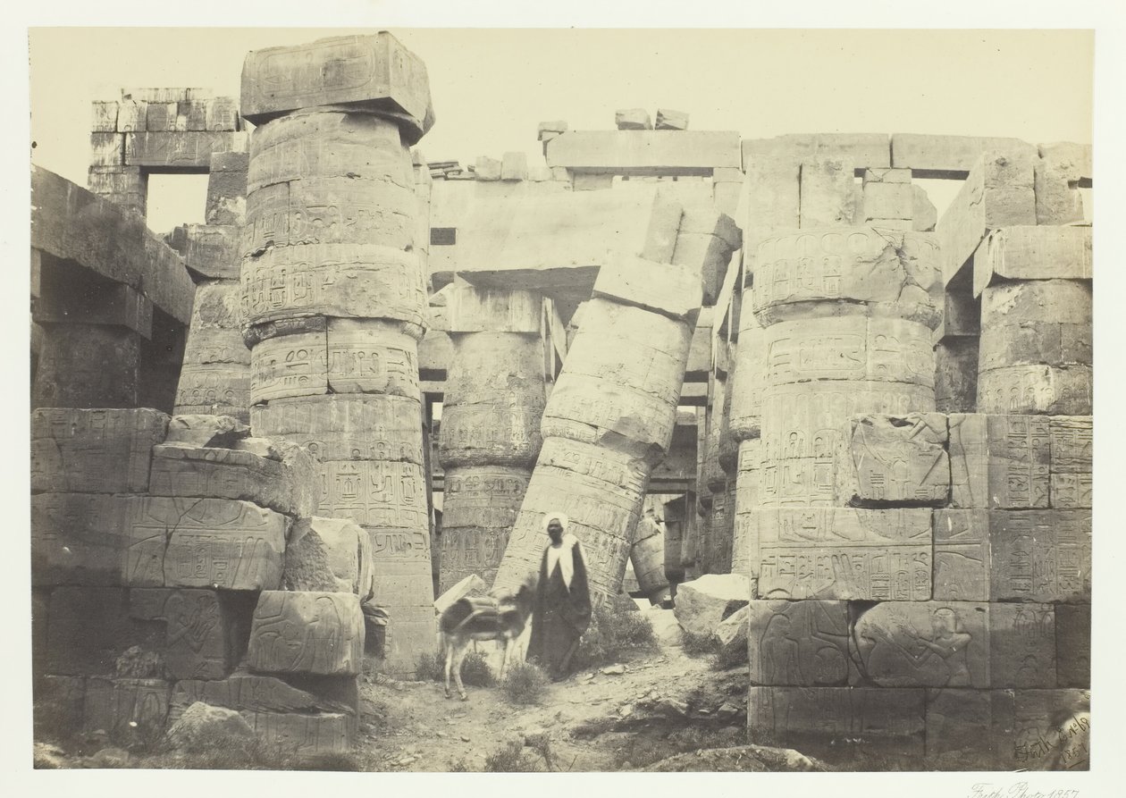 Oszlopok a Nagyteremben, Karnac, 1857. alkotó: Francis Frith
