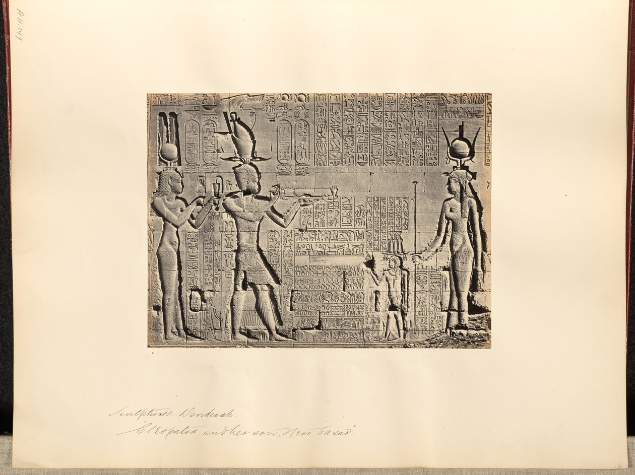 Szobrok, Denderah, "Kleopátra és fia, Nero Casar" alkotó: Francis Frith