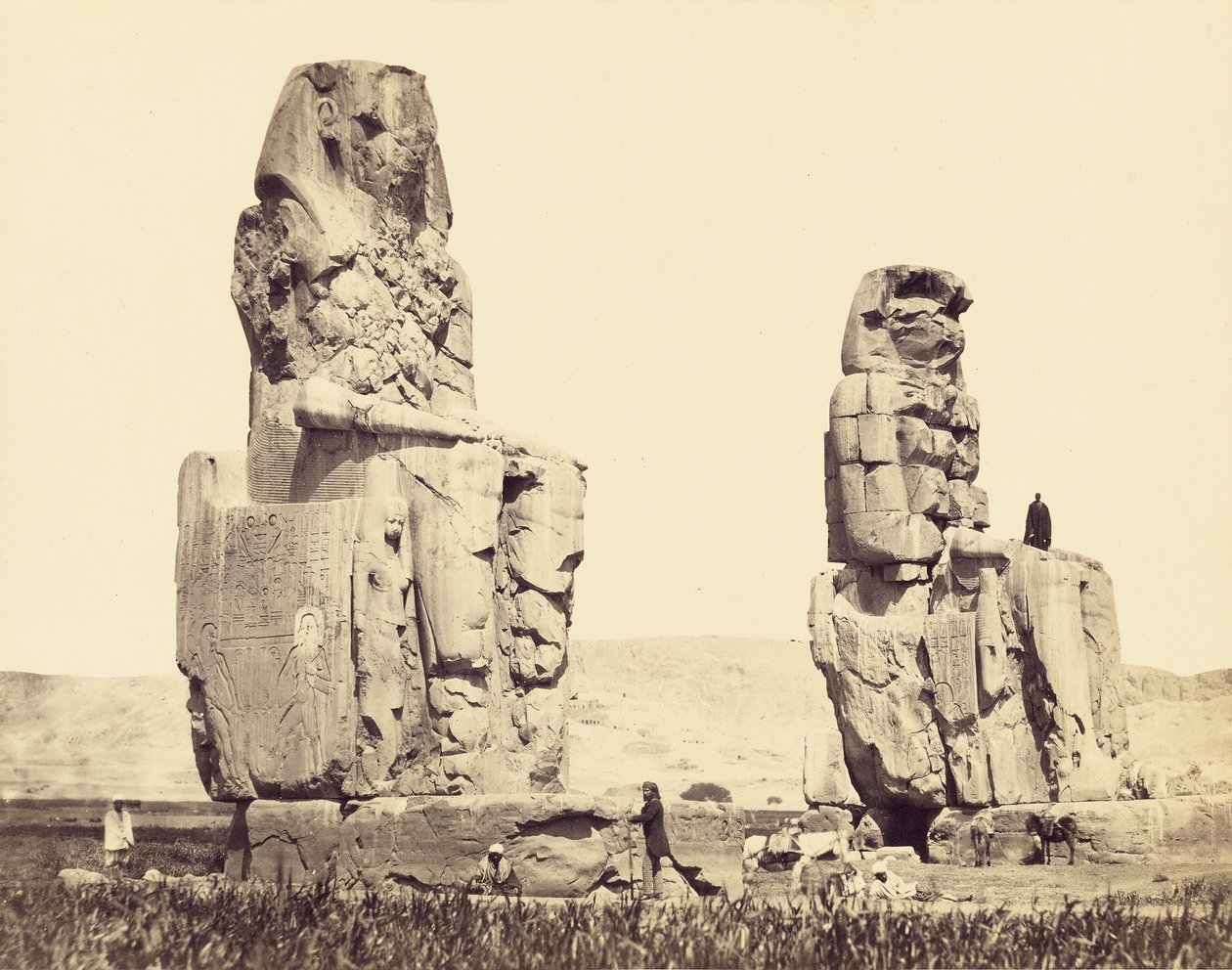 A síkság szobrai, Théba alkotó: Francis Frith