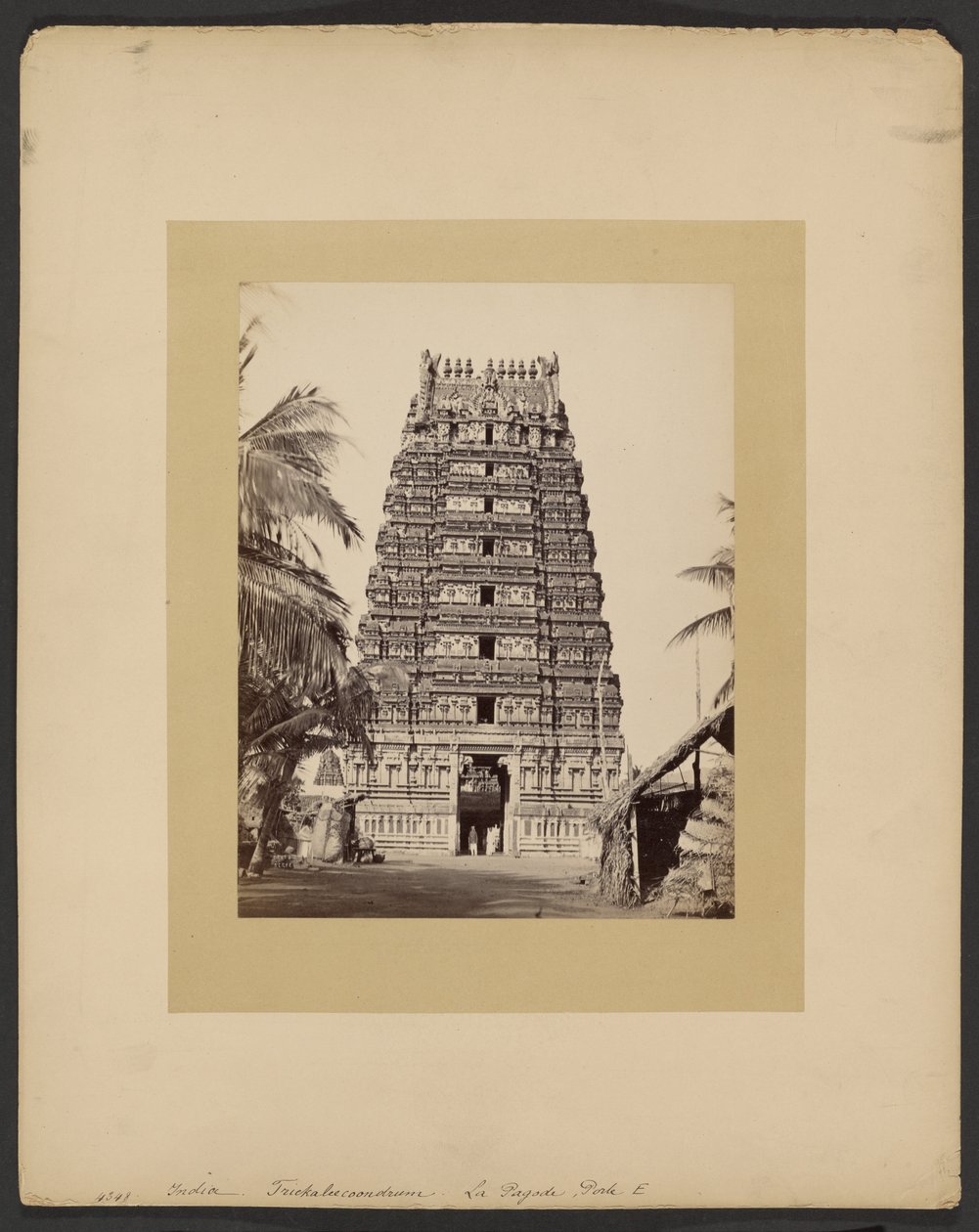 Trickaleecoondrum, La Pagoda, Porte E alkotó: Francis Frith