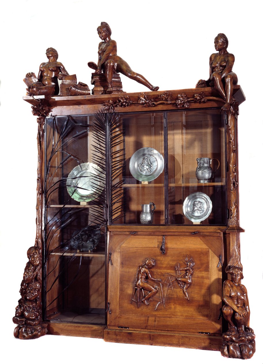 Bútorok: Francois Hubert Carabin (1862-1932) dióból és kovácsoltvasból készült könyvespolc 1890 V. 2,9 m Párizs. Orsay Múzeum alkotó: Francois Rupert Carabin