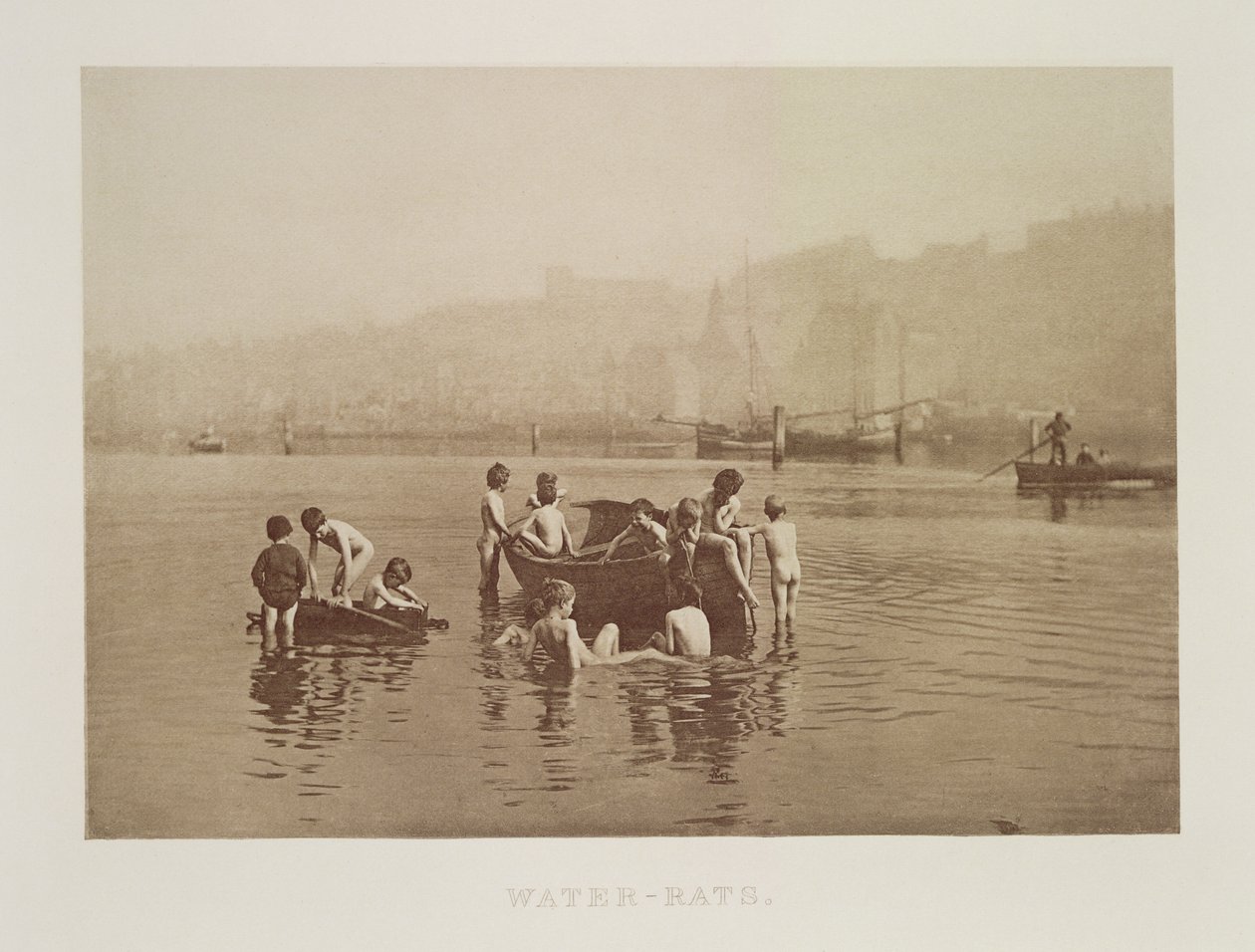Vízipatkányok, 1889 körül (szépia fotó) alkotó: Frank Meadow Sutcliffe