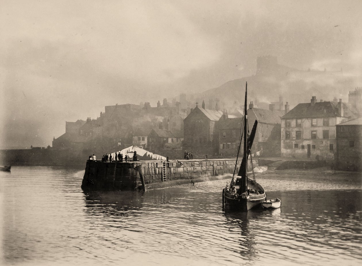 Kilátás a kikötőre, Whitby, North Yorkshire. 1884 (fotó) alkotó: Frank Meadow Sutcliffe