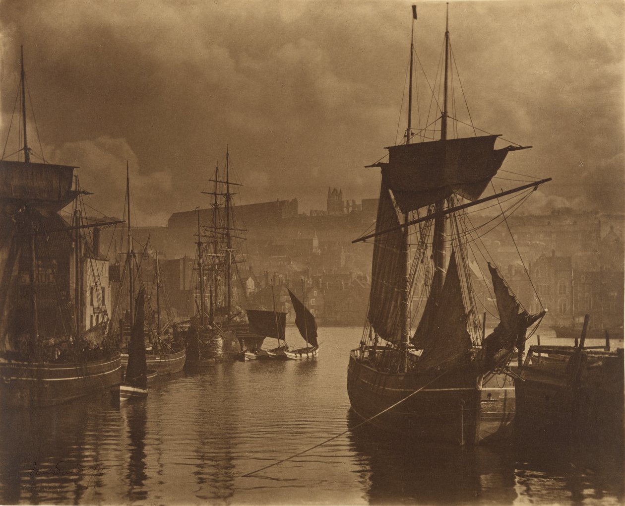 Whitby kikötője, a dokk vége, 1880 alkotó: Frank Meadow Sutcliffe