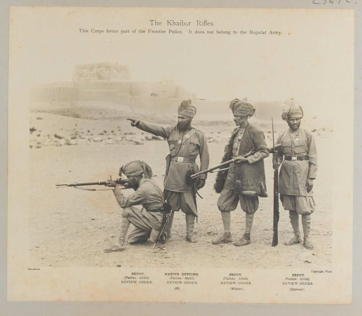 A Khyber-puskák, 1900 körül alkotó: Fred Bremner