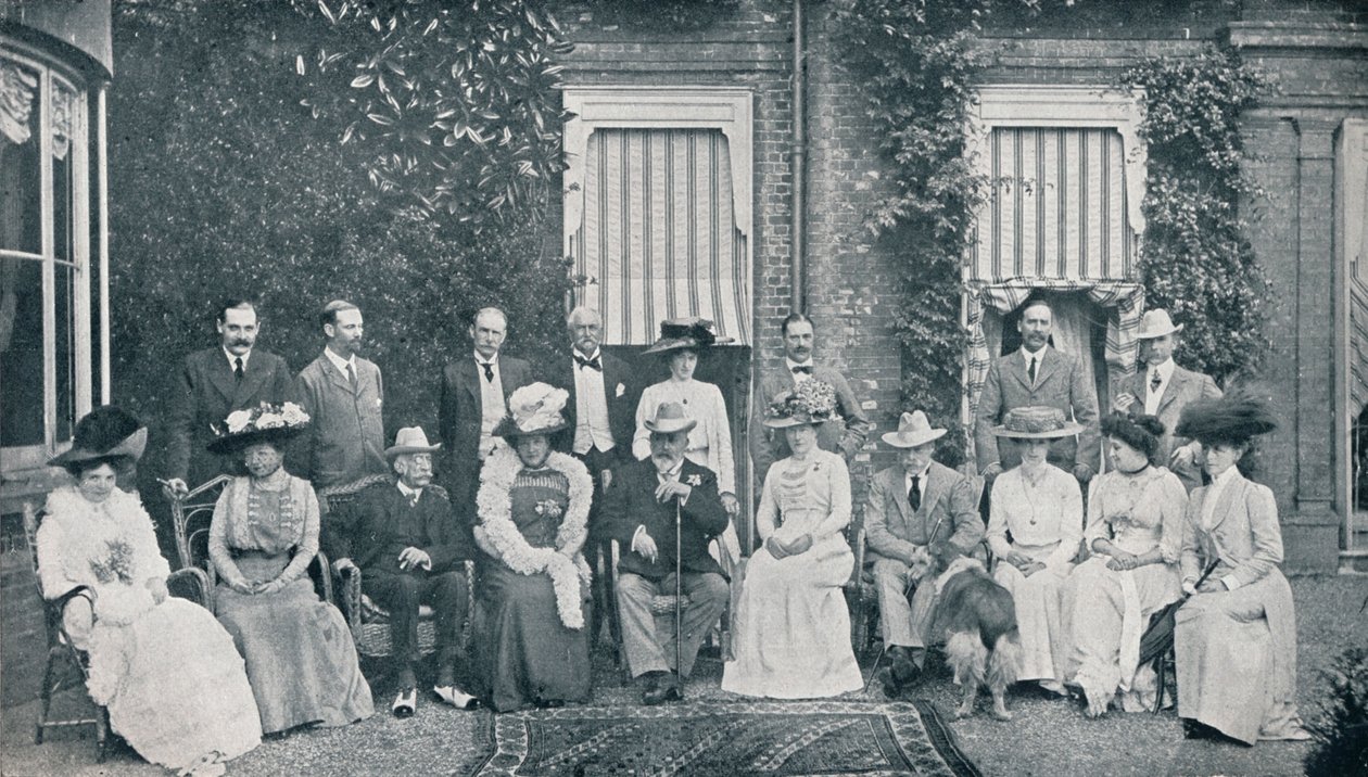 A királyi házibuli a The Grove-ban, Watfordban, Lord Clarendon rezidenciájában, 1909 júliusában, 1911 alkotó: Frederick Downer and Sons