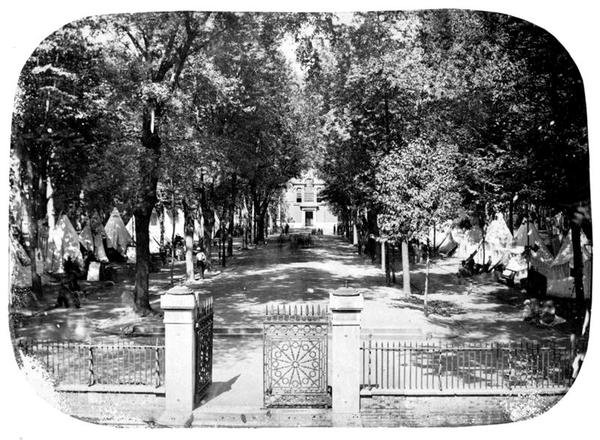 Függetlenségi tábor a Függetlenségi Csarnokban, 1860 körül (fekete-fehér fotó) alkotó: Frederick de Bourg Richards