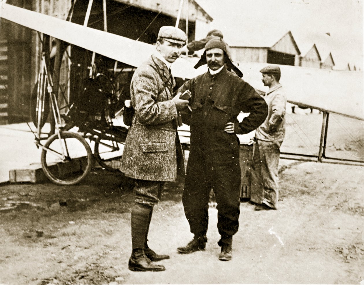 Bleriot a csatornán való átkelés után, James Jarche nyomata, 1909 (fotogravír) alkotó: French Photographer