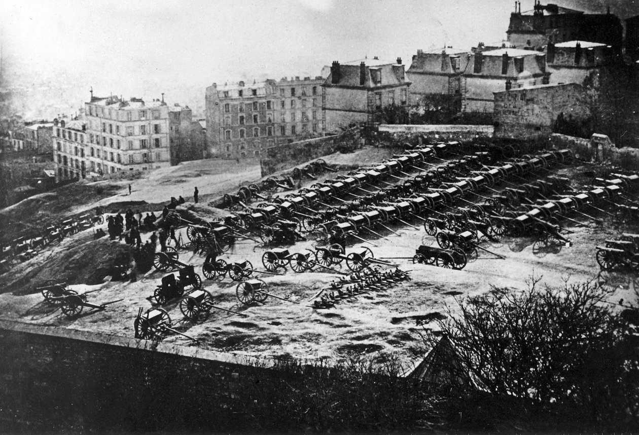 Cannon Park a Montmartre-on, 1871 alkotó: French Photographer