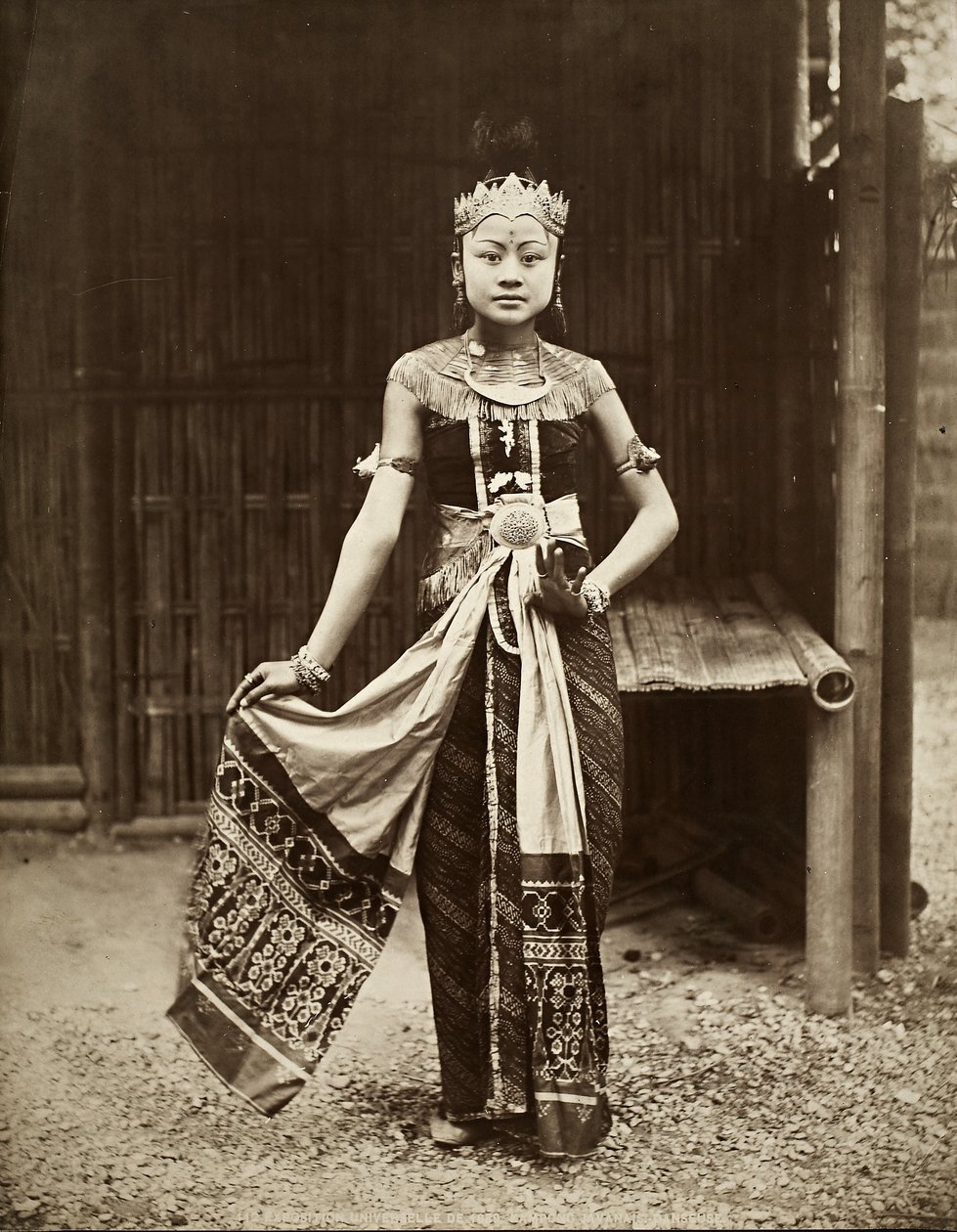 Táncos a jávai faluban, Exposition Universelle, Párizs, 1889 (albumnyomat) alkotó: French Photographer