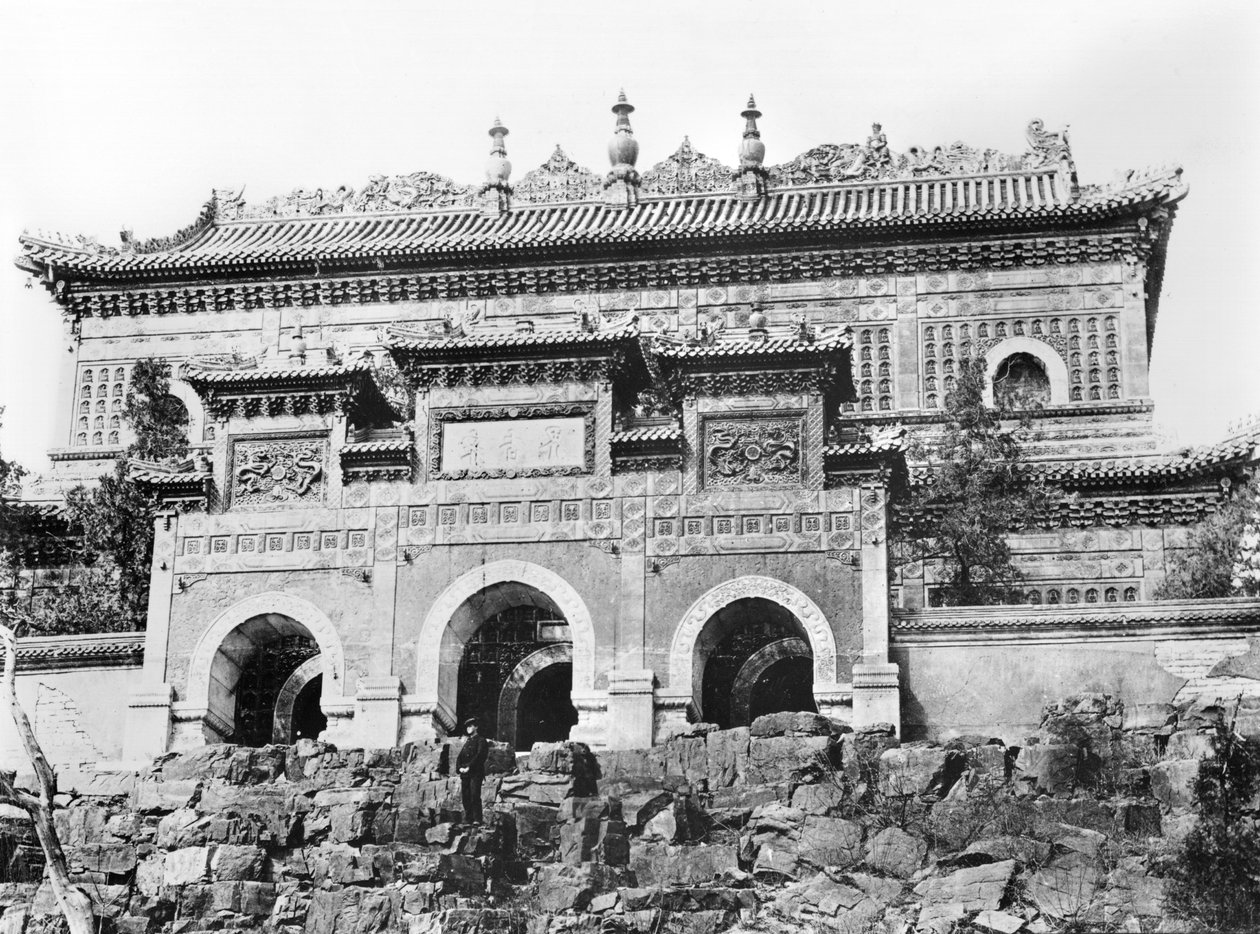 A Tiltott Város bejárata Pekingben, Kínában, 1900 körül alkotó: French Photographer