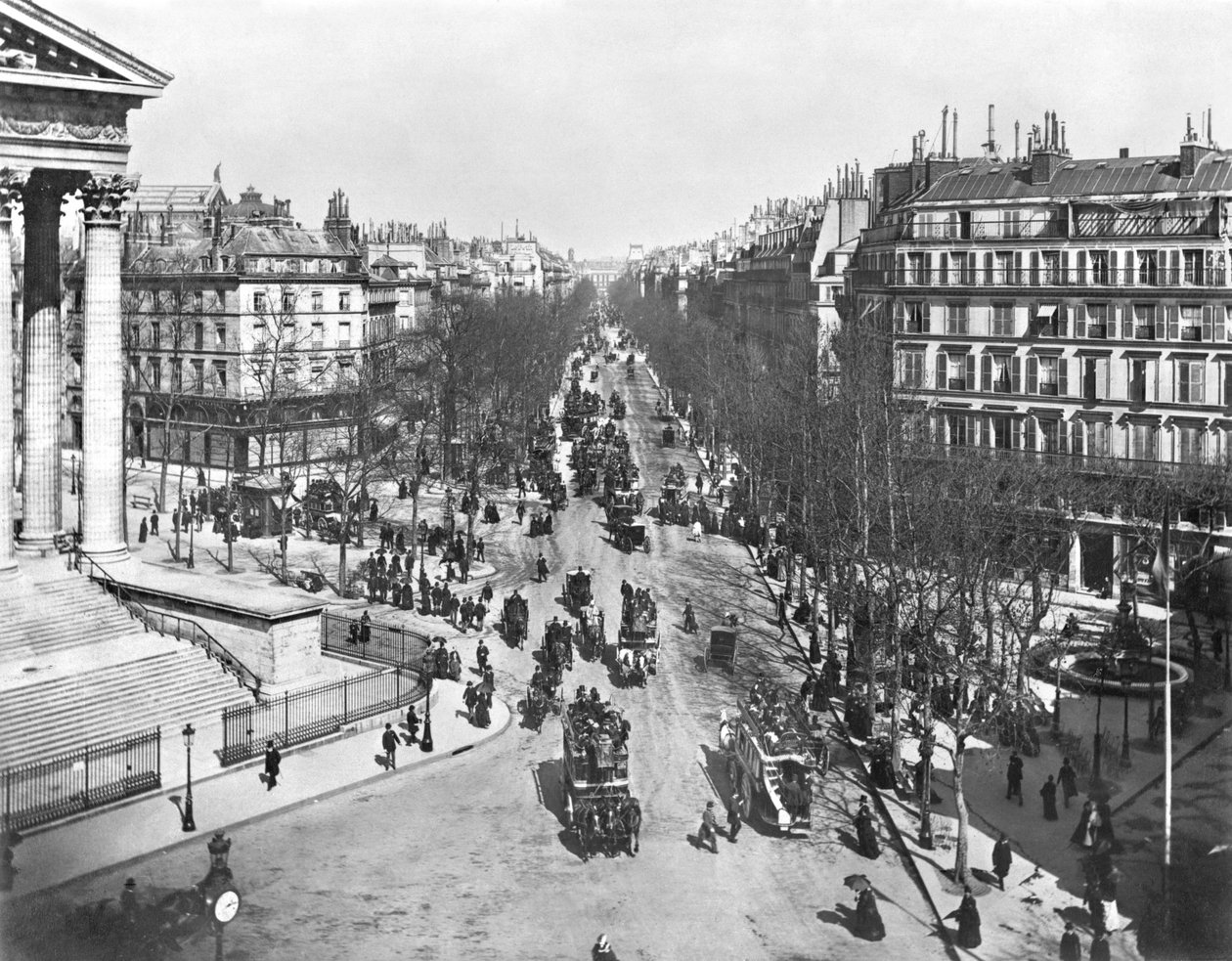 A Place de la Madeleine általános képe, 19. század vége alkotó: French Photographer