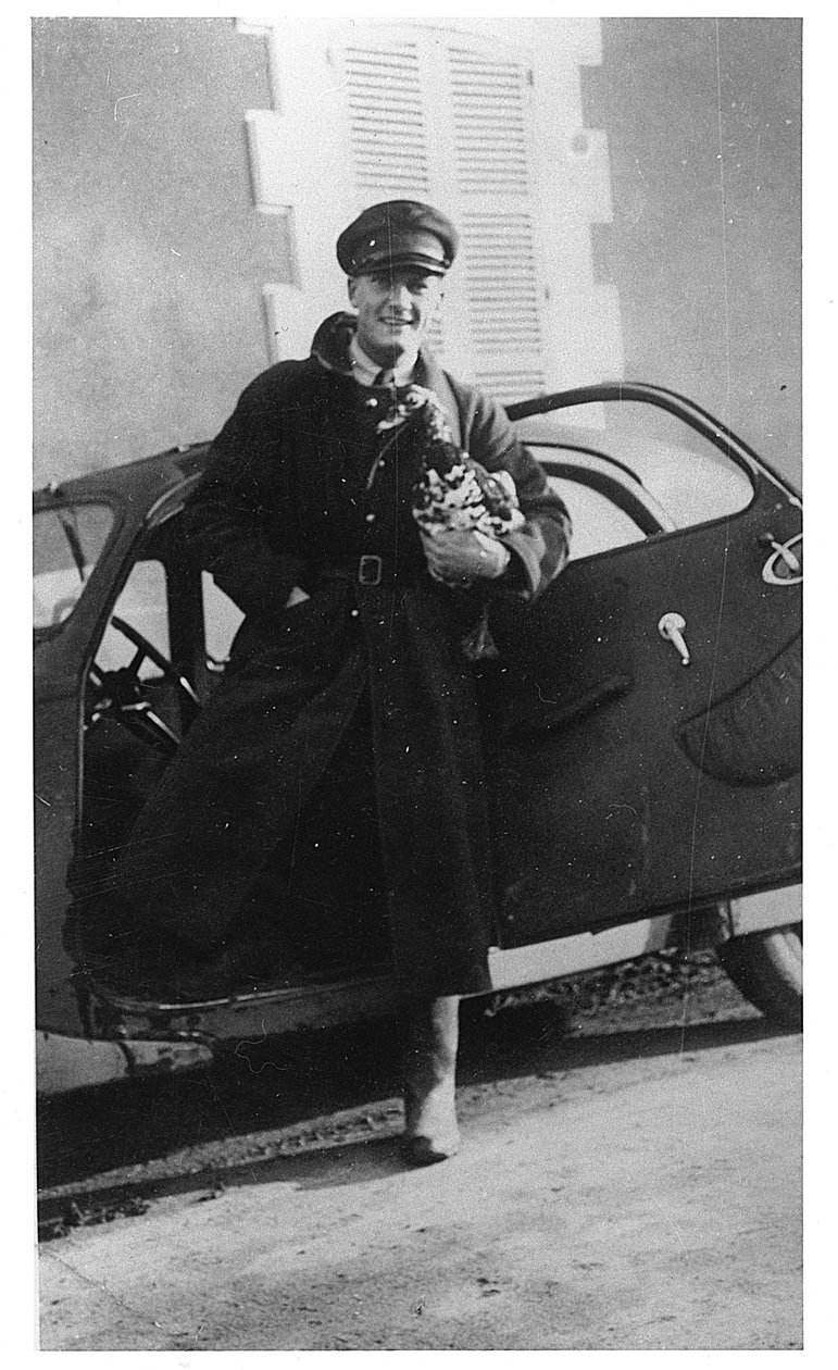 Jean Marais alkotó: French Photographer