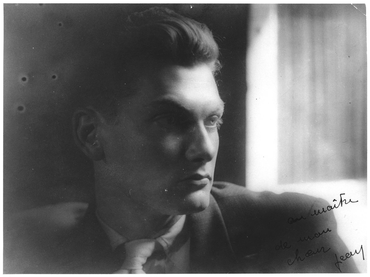 Jean Marais alkotó: French Photographer