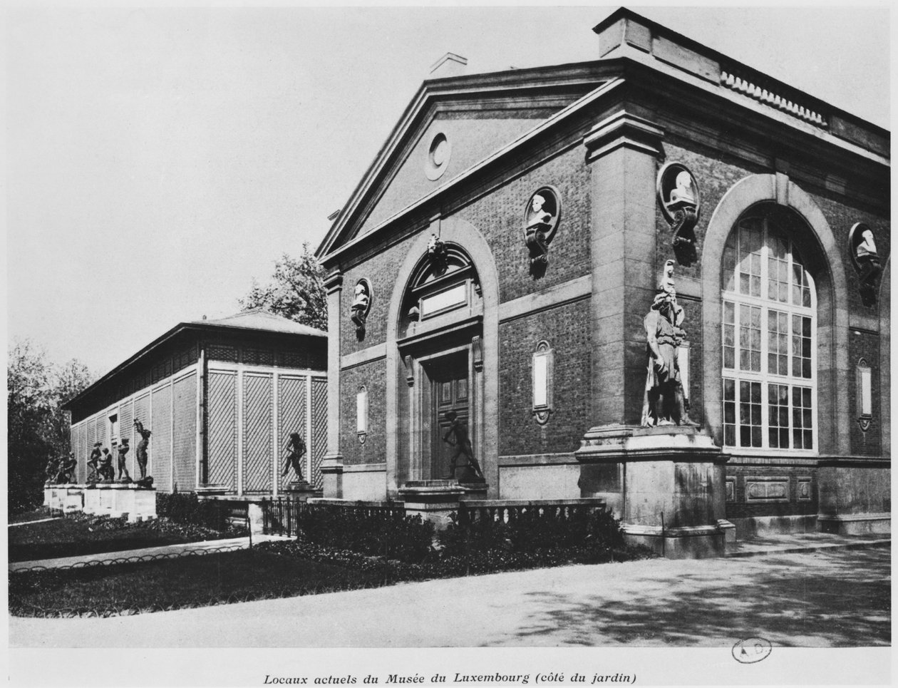 Luxemburgi Múzeum, Párizs, 1910 alkotó: French Photographer