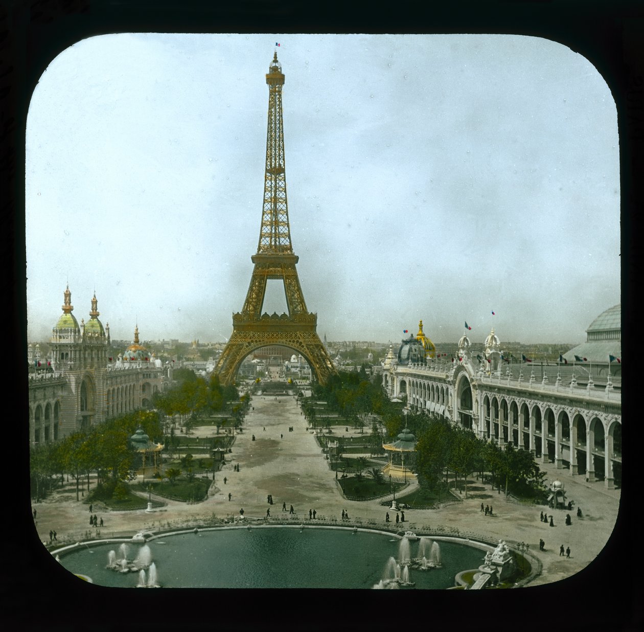 Párizsi kiállítás: Champ de Mars és az Eiffel-torony, 1900 (lámpás csúszda) alkotó: French Photographer