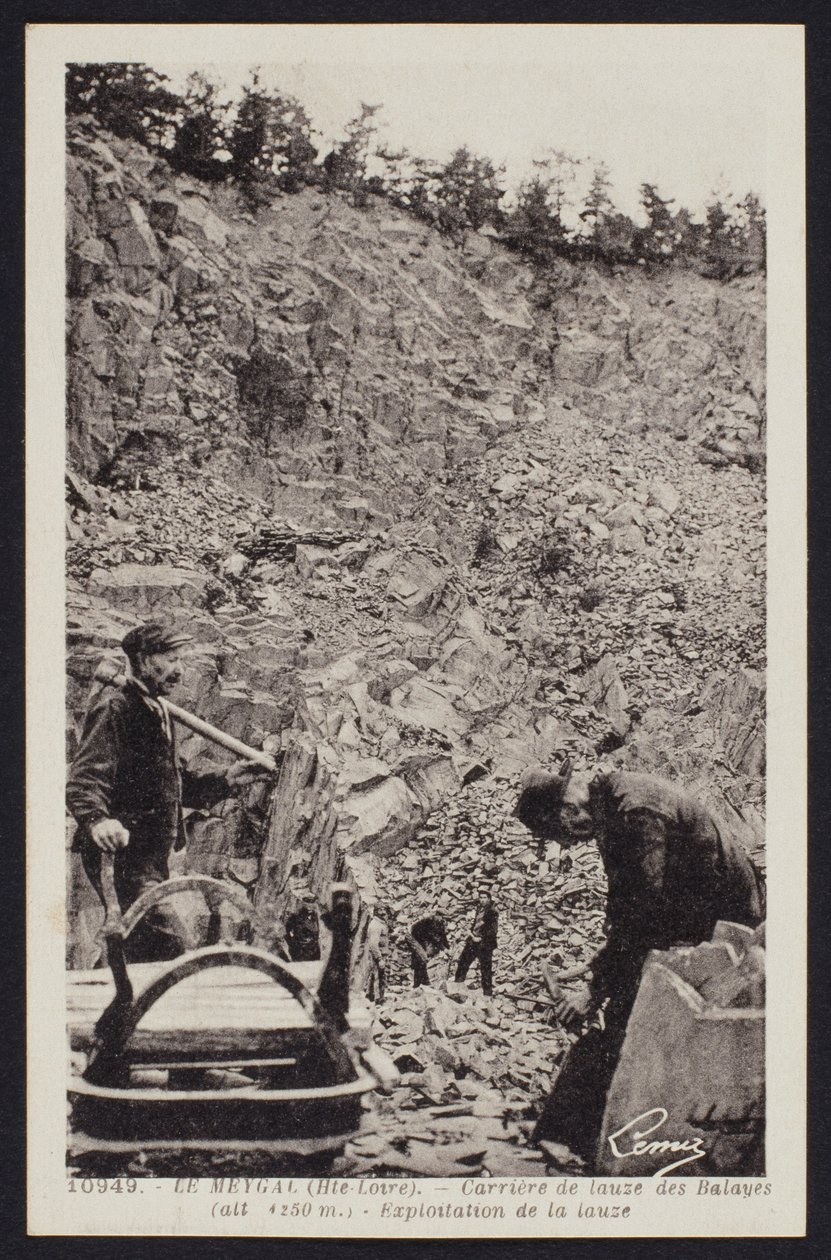 Le Meygal, Balayes, Haute-Loire, kőbánya munkásait ábrázoló képeslap, 1900 körül alkotó: French Photographer