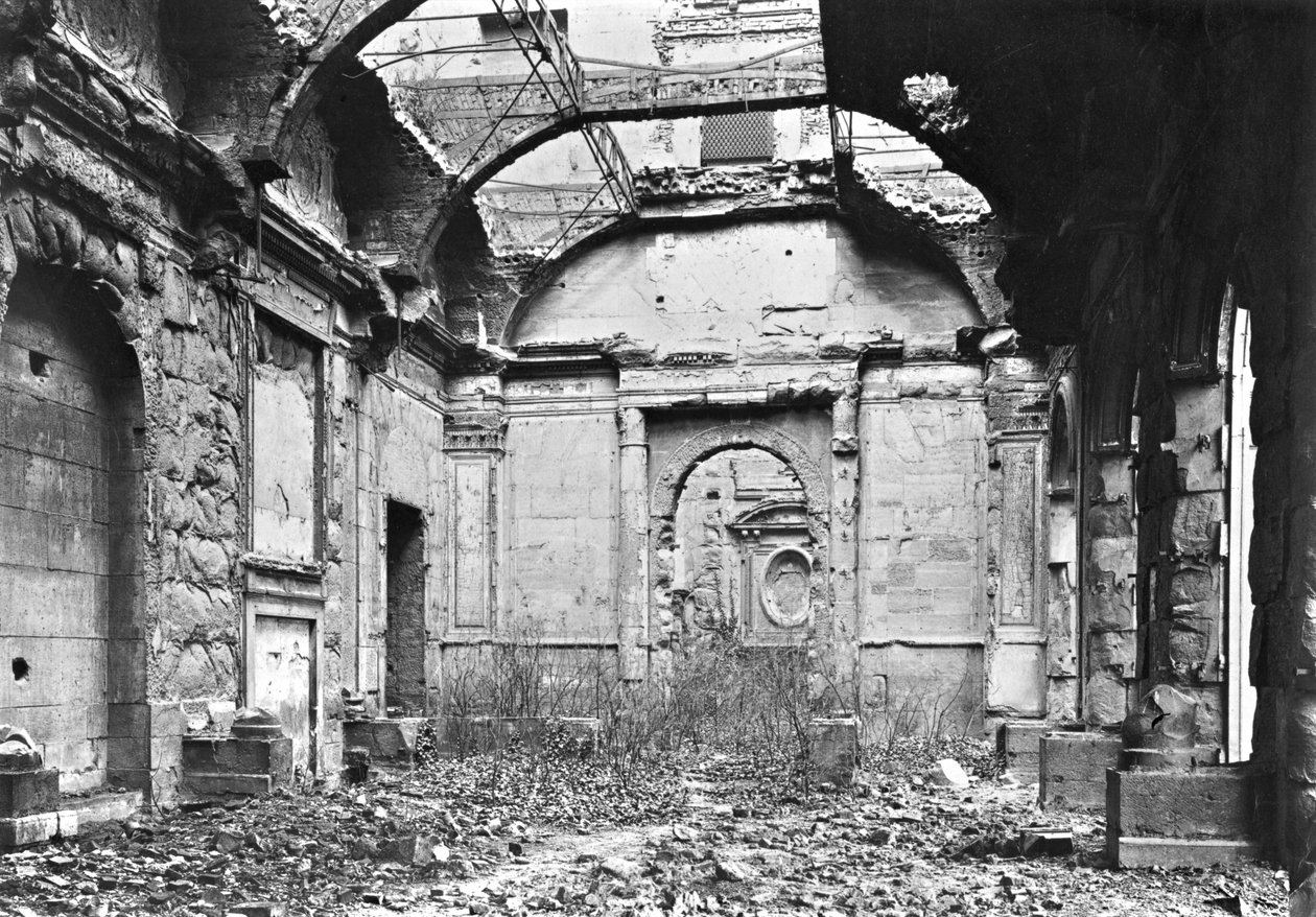 A Cour des Comptes romjai a párizsi kommün idején, 1871 alkotó: French Photographer